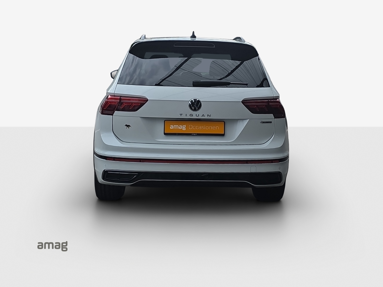 VW Tiguan 2.0TSI R-Line 4Motion DSG-showroom-element-3