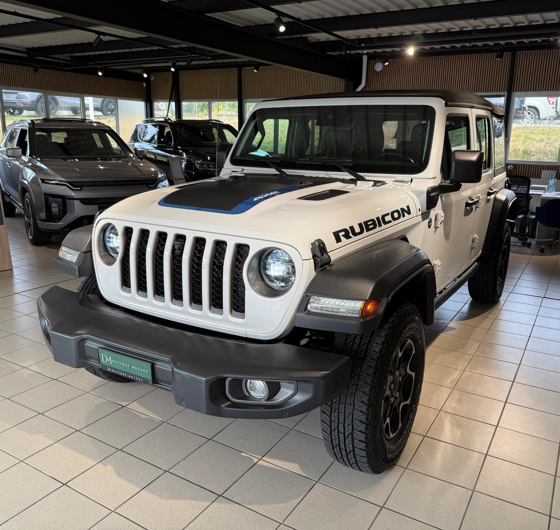 JEEP Wrangler 2.0 PHEV Unlimited Rubicon Automatic Soft Top-image-0