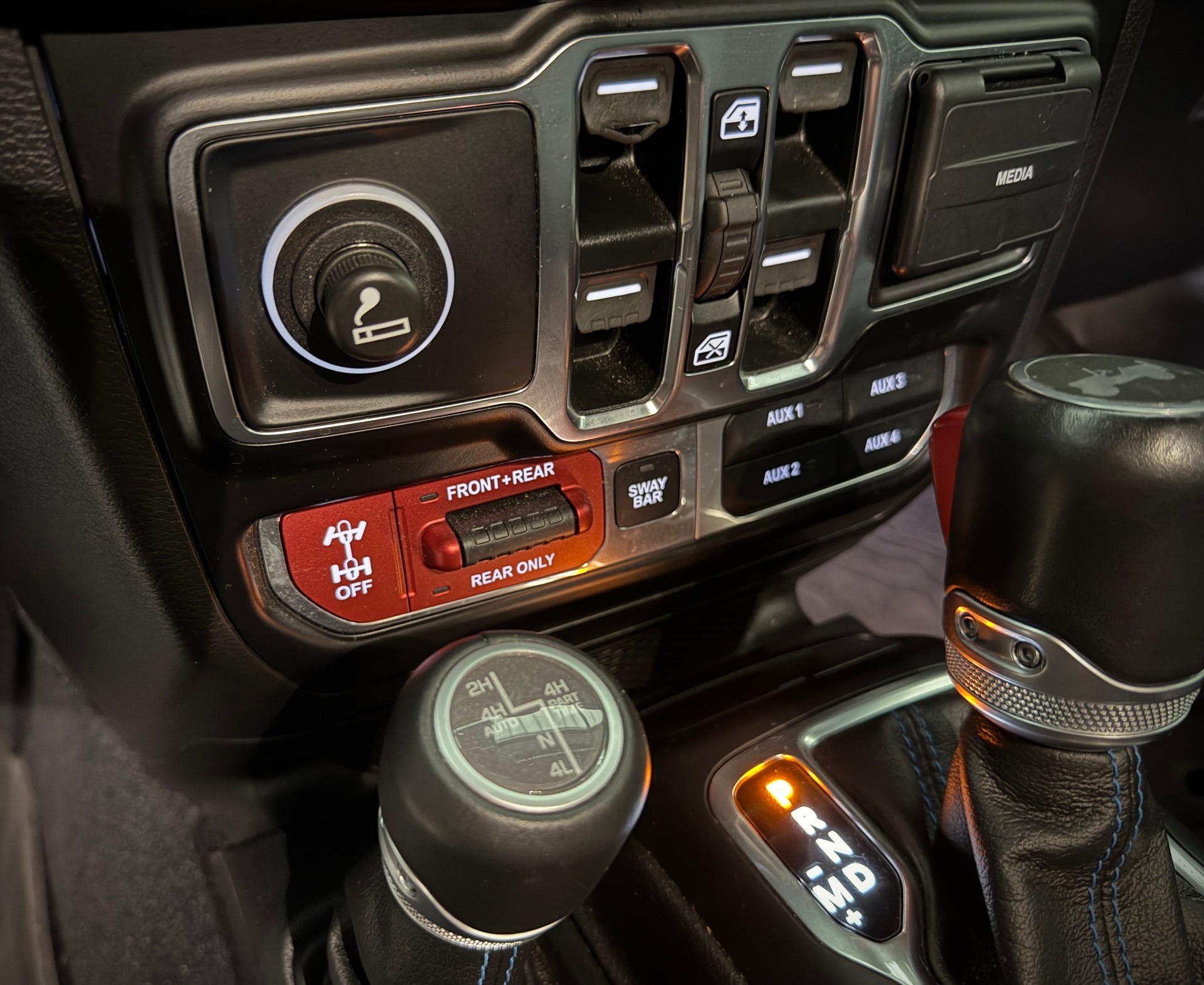 JEEP Wrangler 2.0 PHEV Unlimited Rubicon Automatic Soft Top-image-19