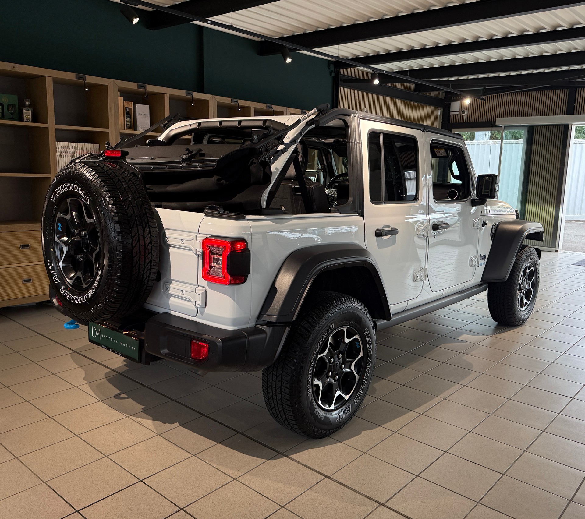 JEEP Wrangler 2.0 PHEV Unlimited Rubicon Automatic Soft Top-image-6
