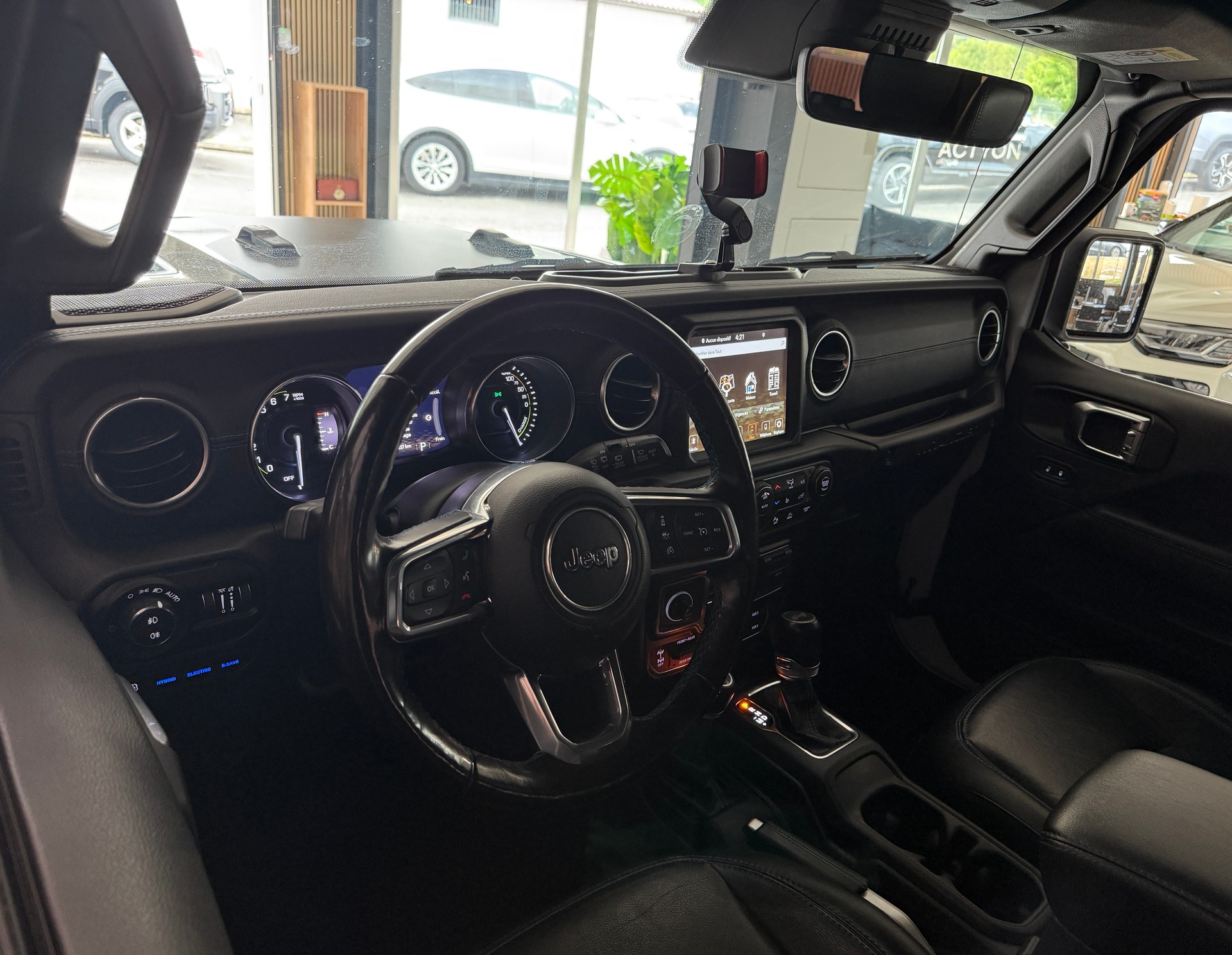 JEEP Wrangler 2.0 PHEV Unlimited Rubicon Automatic Soft Top-image-15