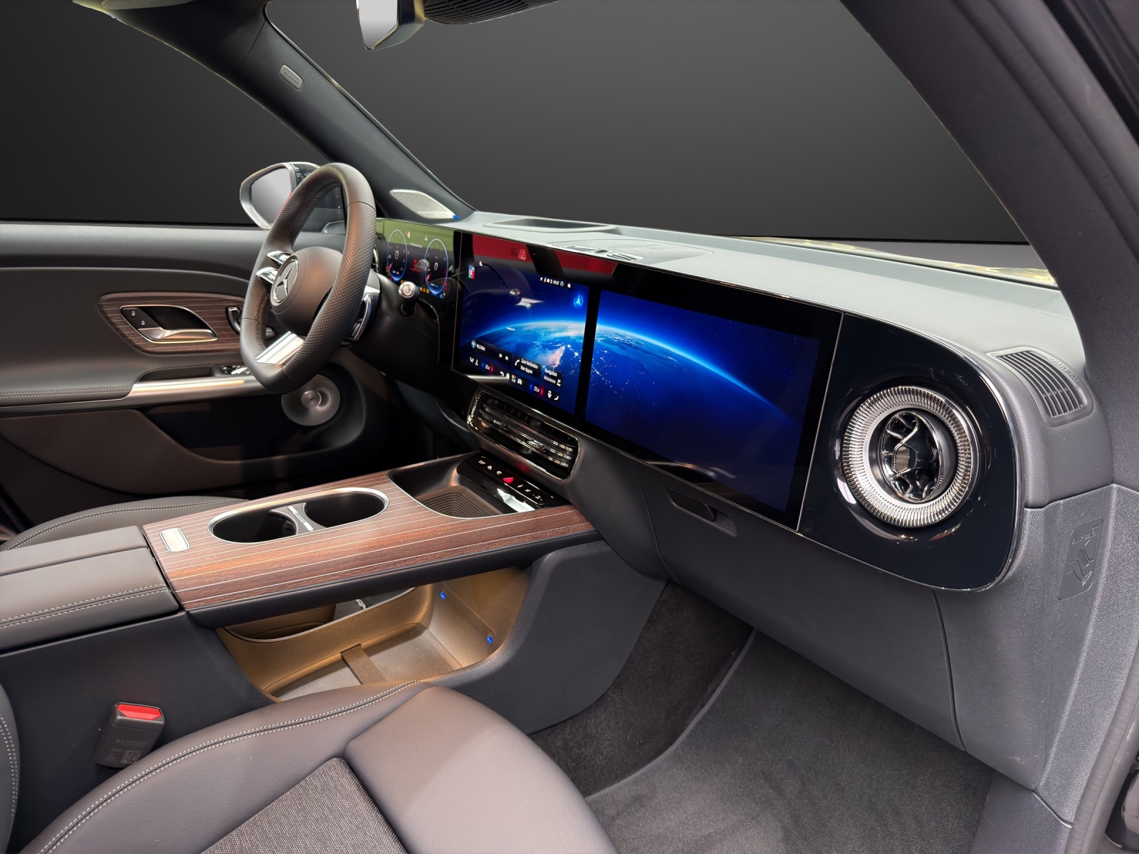 MERCEDES-BENZ GLB 220 4MATIC-image-7