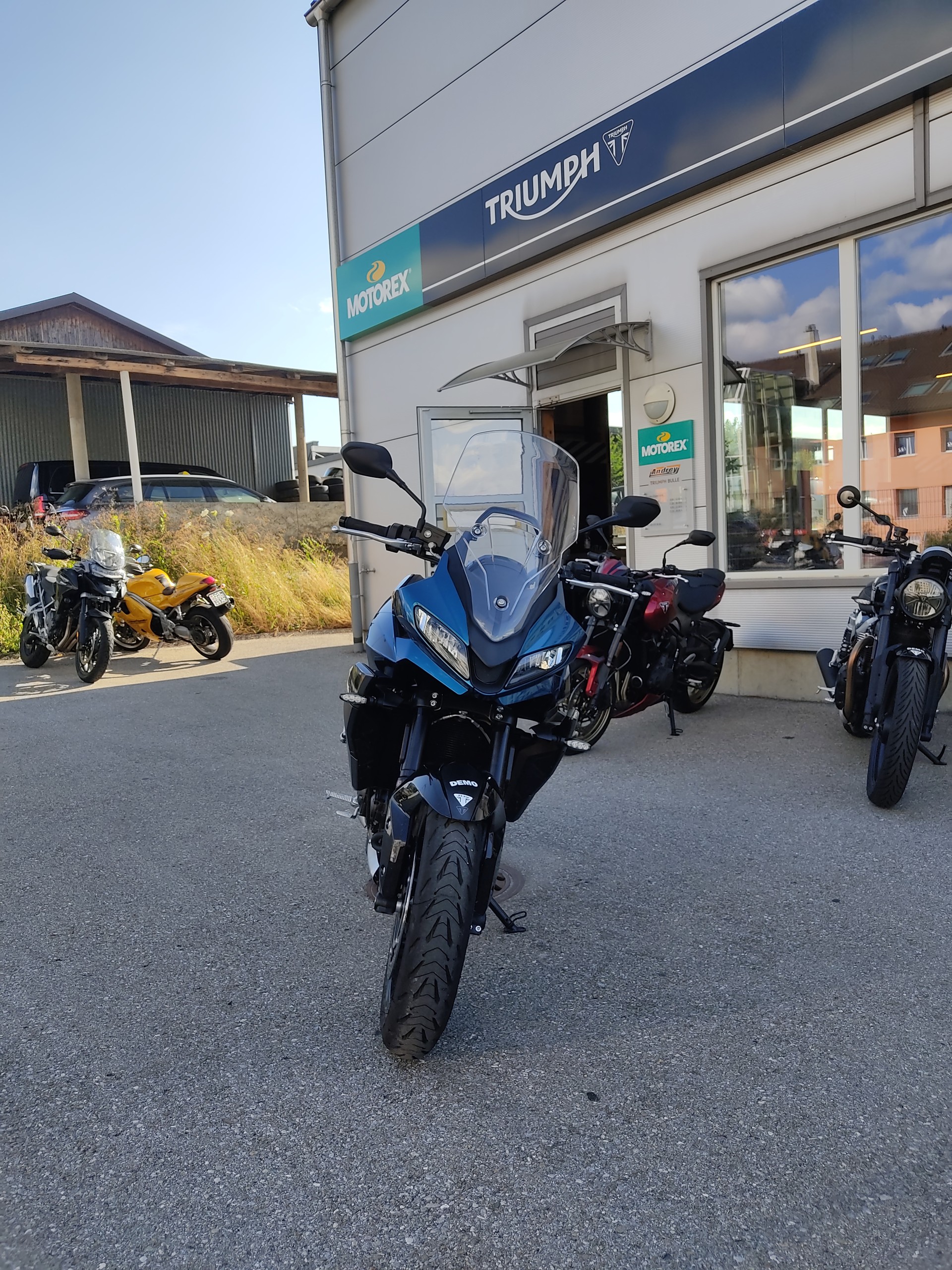 TRIUMPH Tiger 660 Sport-showroom-element-2