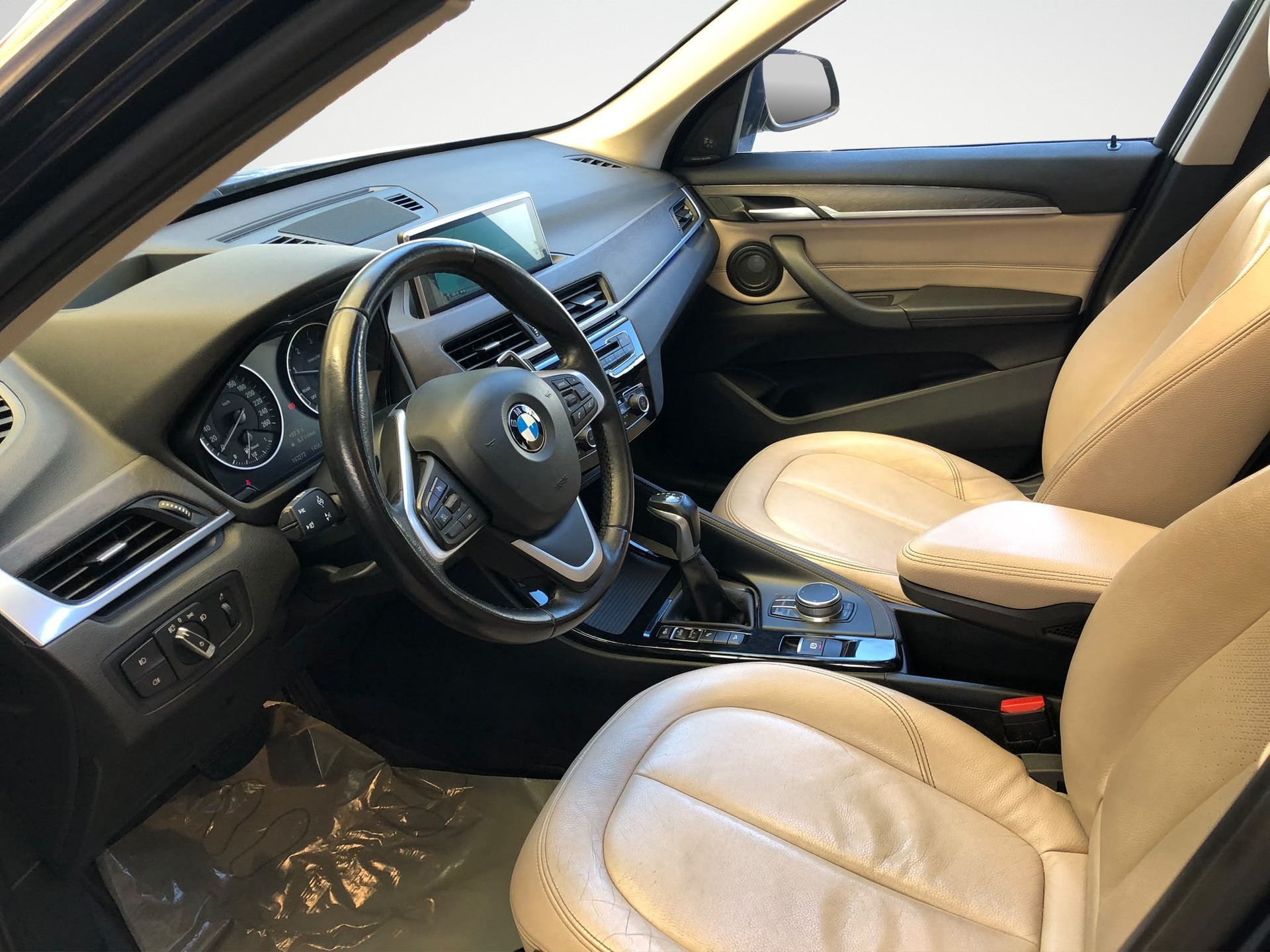 BMW X1 xDrive 20d-image-6