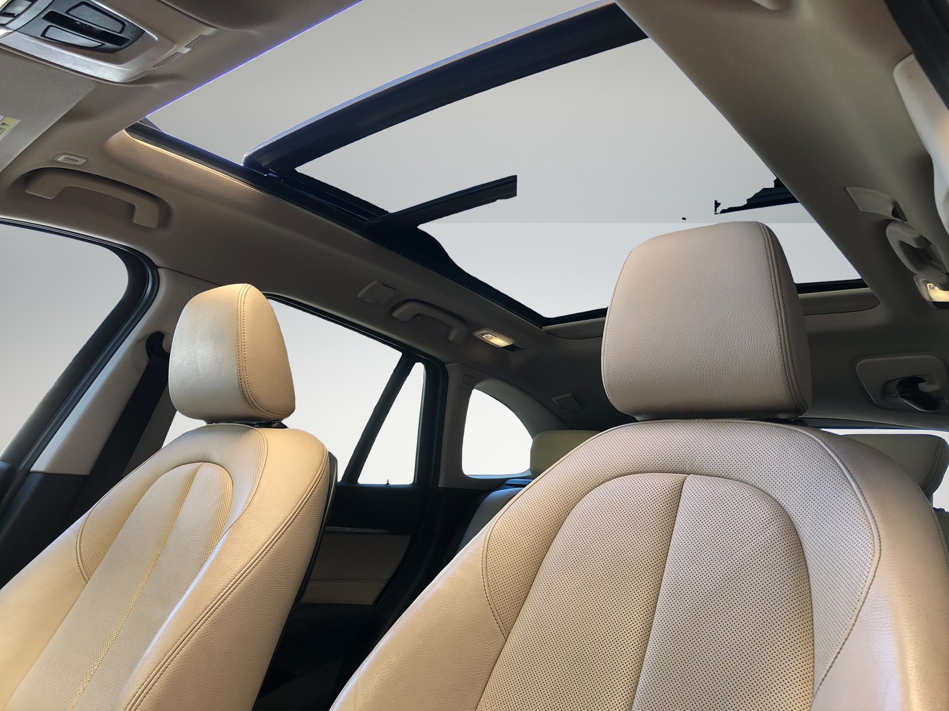 BMW X1 xDrive 20d-image-7