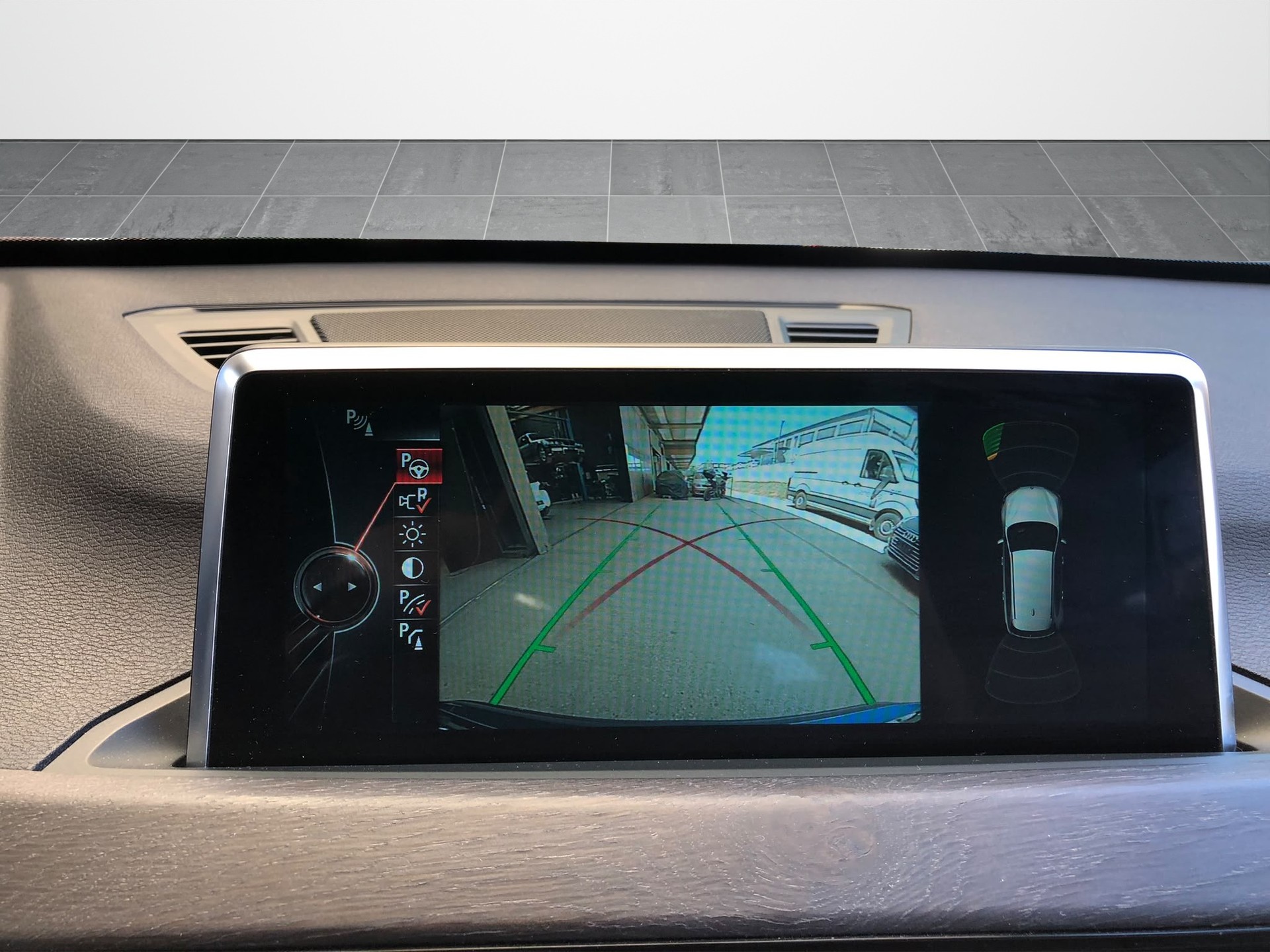 BMW X1 xDrive 20d-image-3