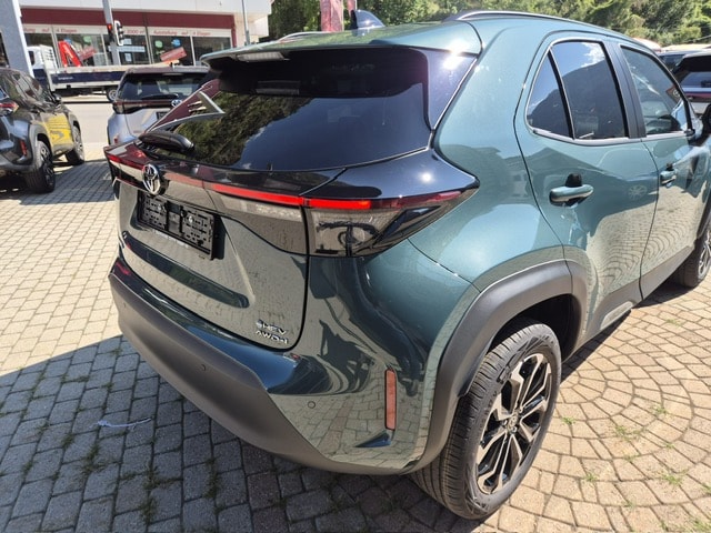 TOYOTA Yaris Cross 1.5 VVT-i HSD Trend AWD-i-showroom-element-3