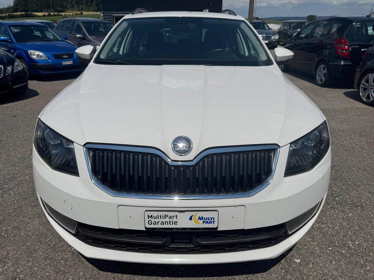 SKODA Octavia Combi 1.8 TSI Fresh 4x4 DSG-image-1