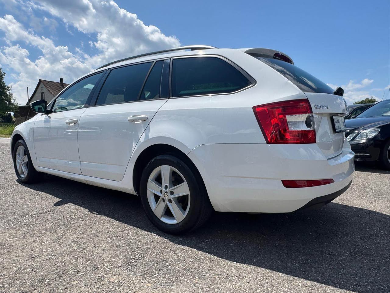 SKODA Octavia Combi 1.8 TSI Fresh 4x4 DSG-image-5
