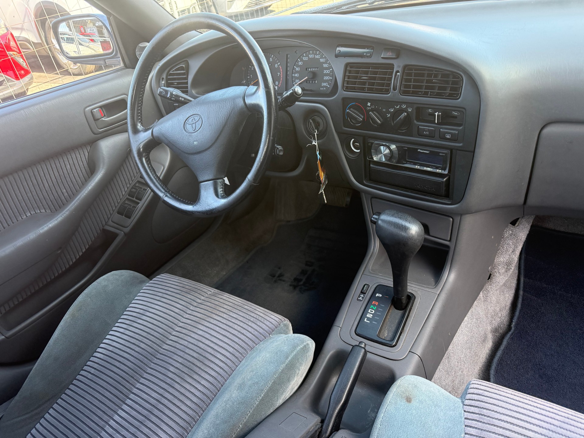TOYOTA Camry 2.2 GL-image-4