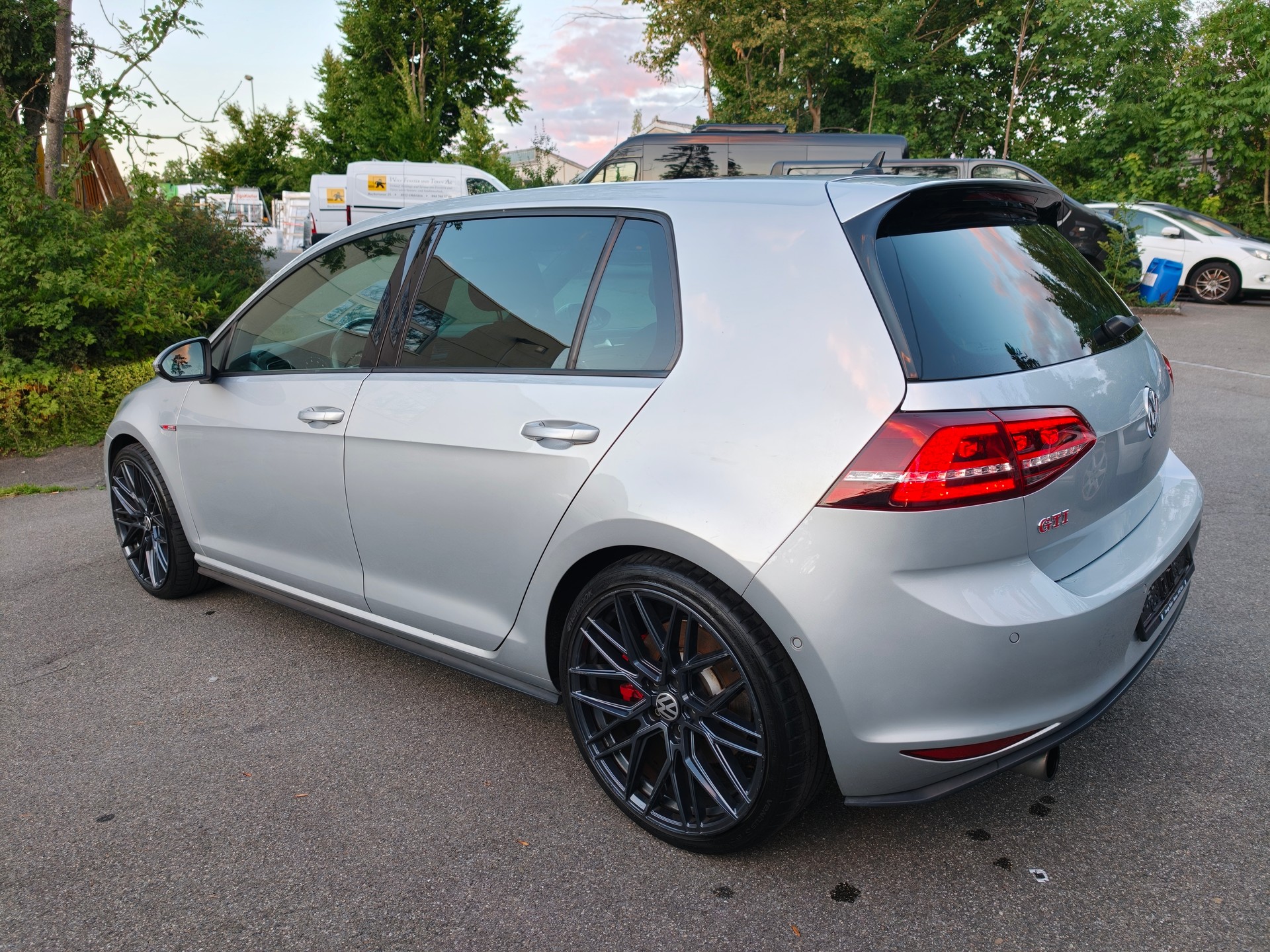 VW Golf 2.0 TSI GTI Performance DSG-image-13