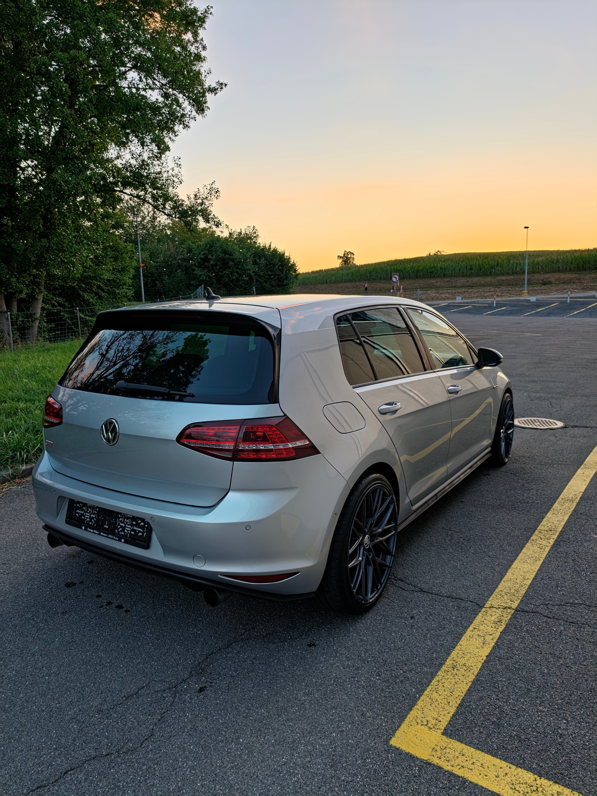 VW Golf 2.0 TSI GTI Performance DSG-image-3