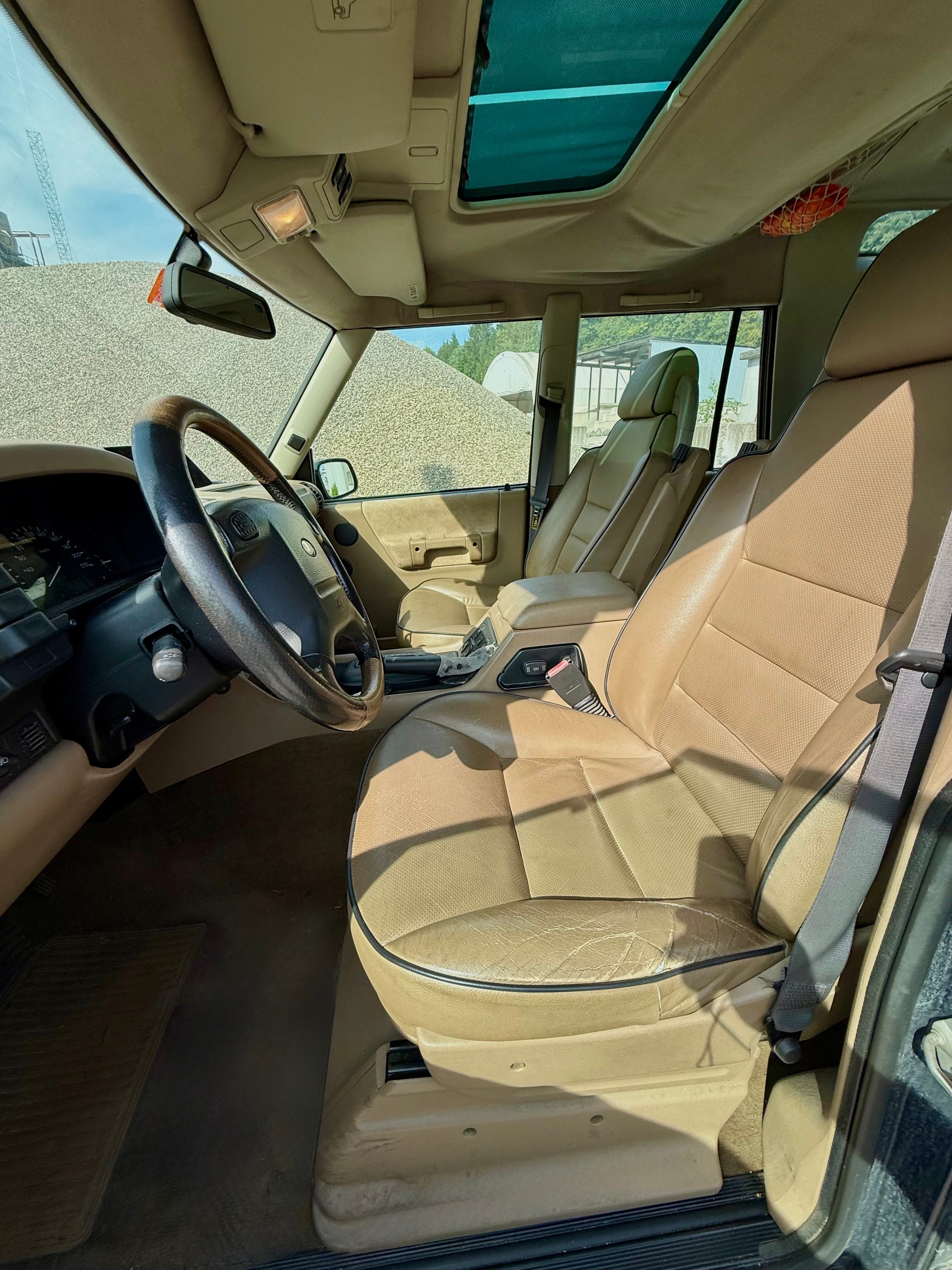 LAND ROVER Discovery 4.0 XS-image-6