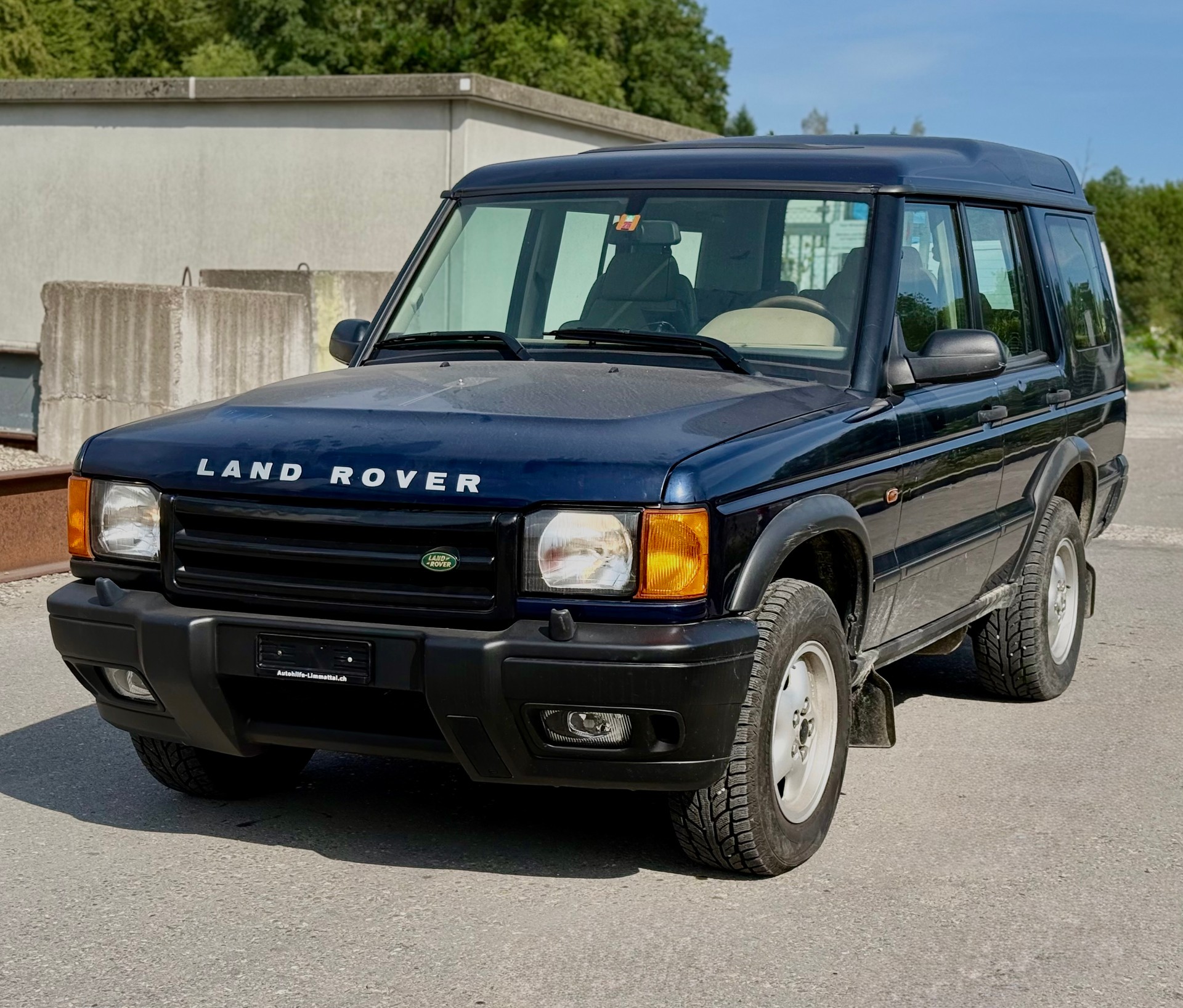 LAND ROVER Discovery 4.0 XS-image-1