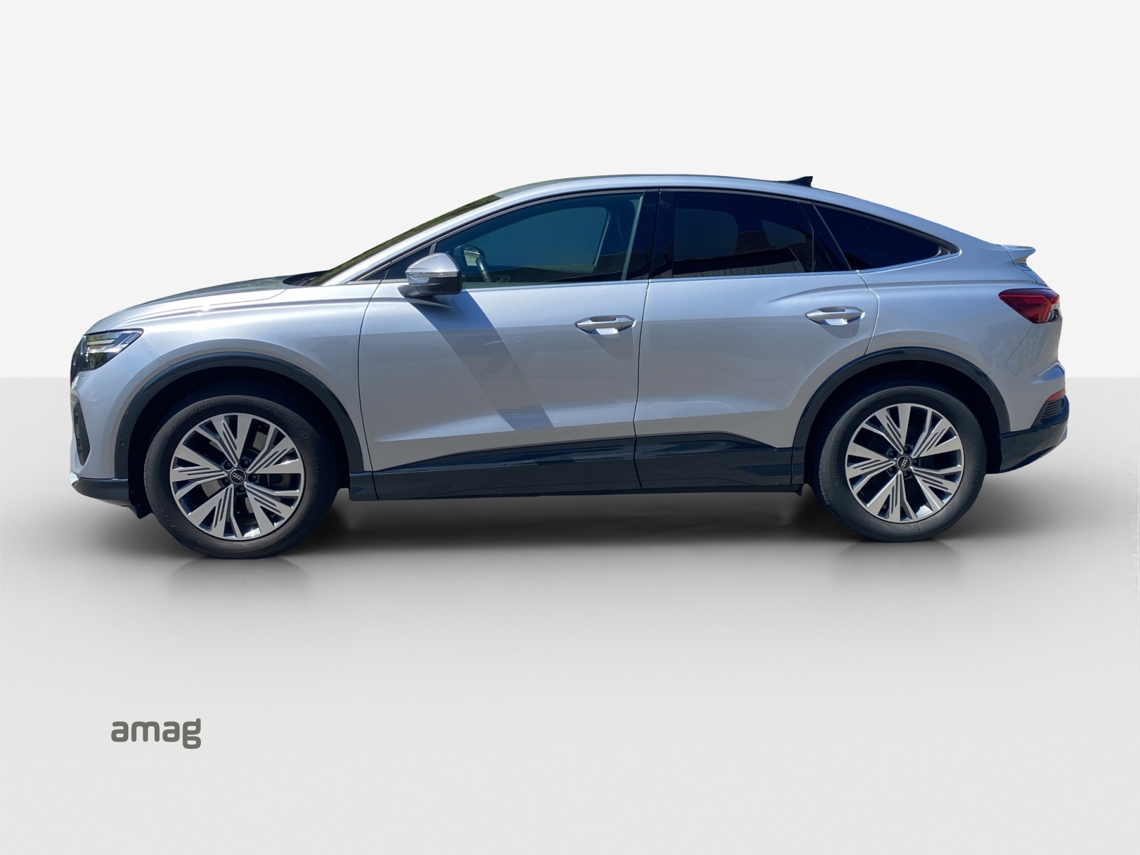 AUDI Q4 Sportback e-tron 50 quattro-image-1