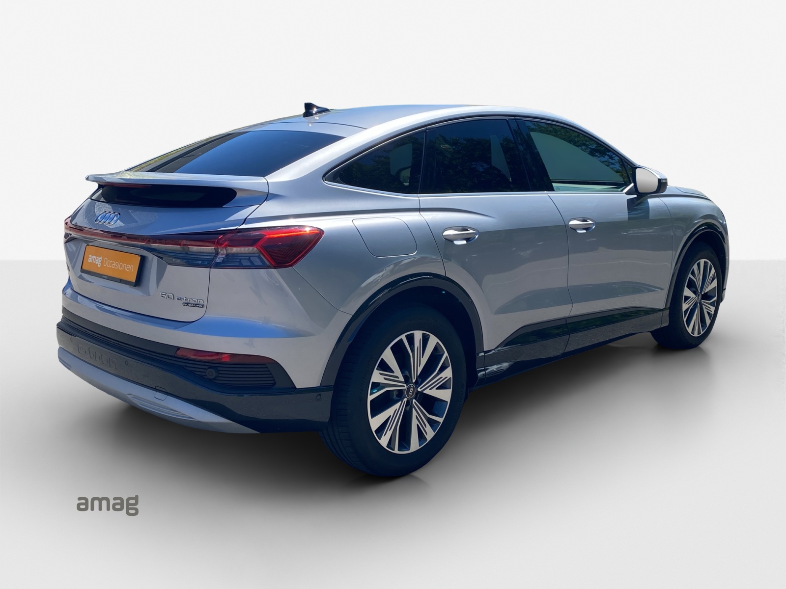 AUDI Q4 Sportback e-tron 50 quattro-image-4