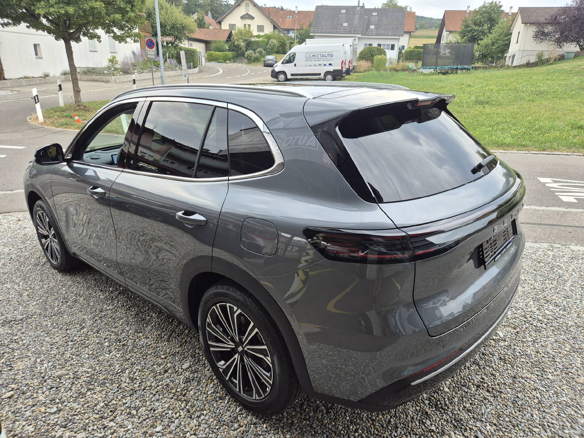 GEELY Starray EM-i Max+ PHEV-image-4