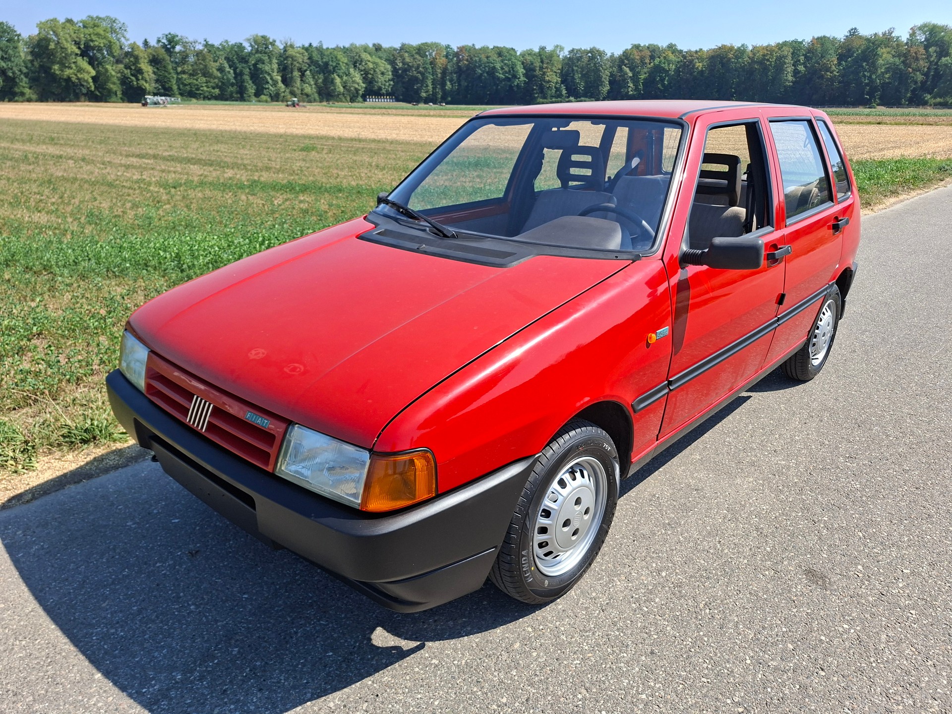 FIAT Uno 1.0 i.e. (45)-image-0