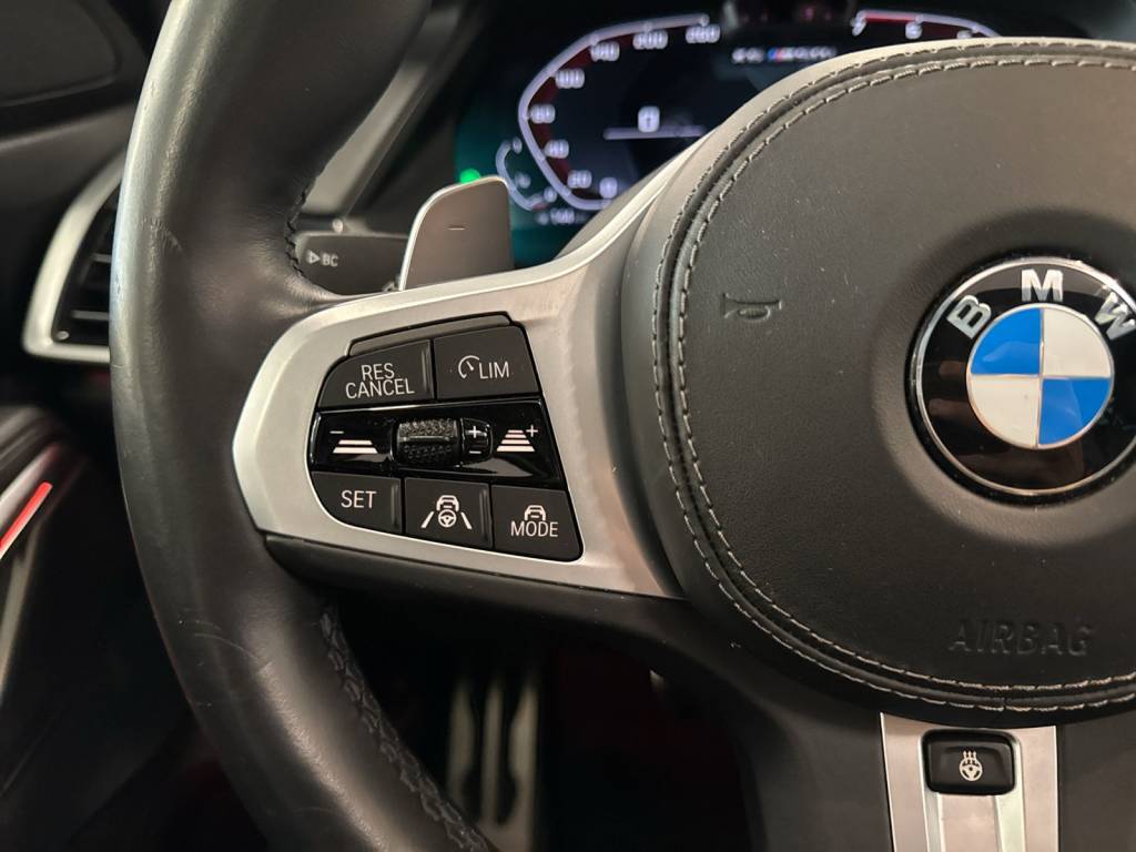 BMW X6 M50i Steptronic-image-15