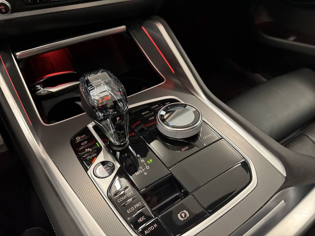 BMW X6 M50i Steptronic-image-13