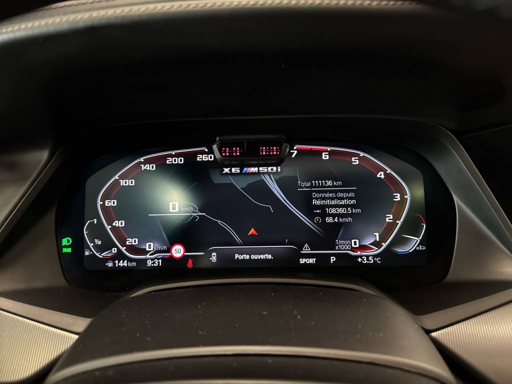 BMW X6 M50i Steptronic-image-14