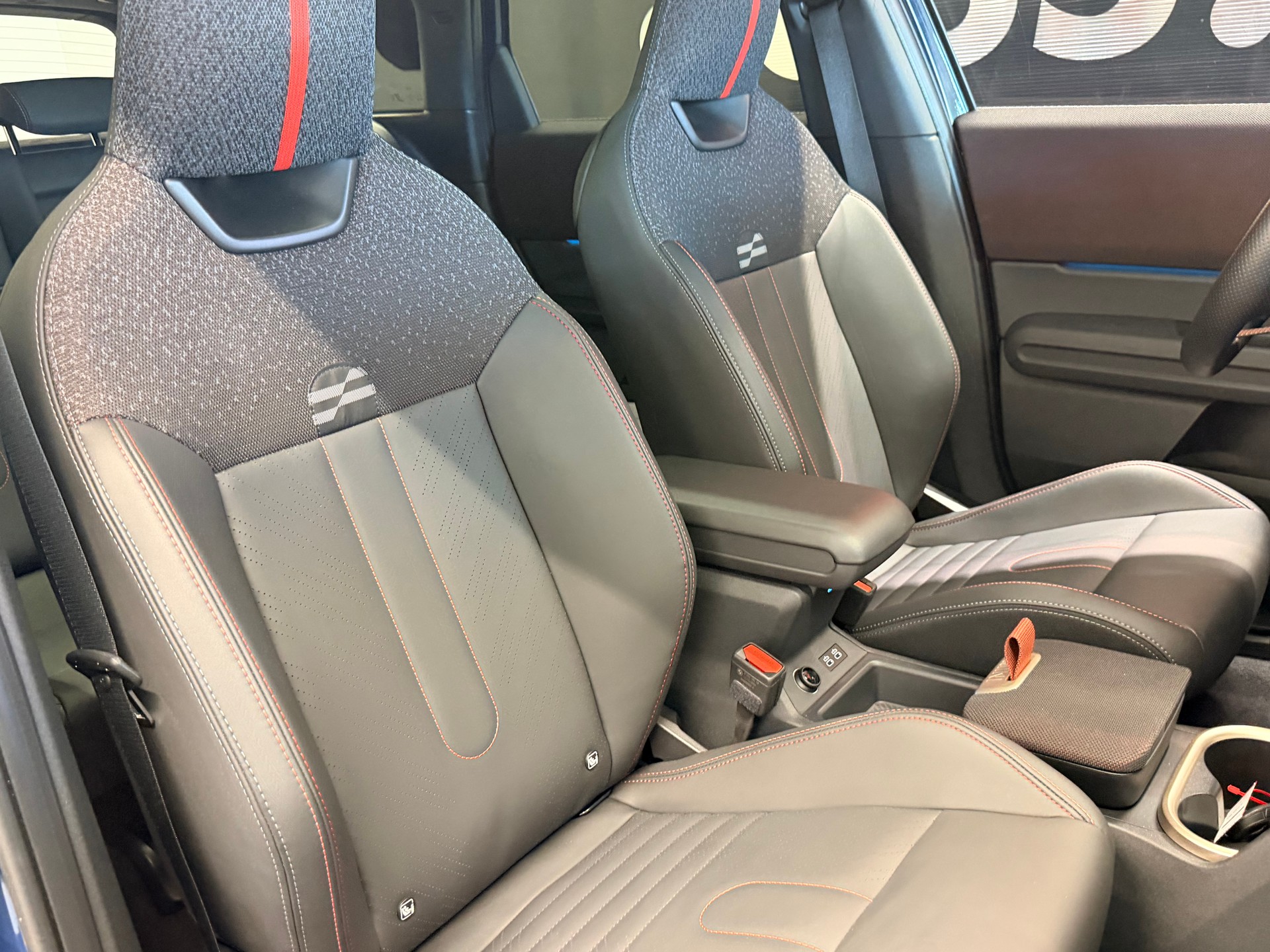 MINI Countryman John Cooper Works ALL4 Steptronic-image-19