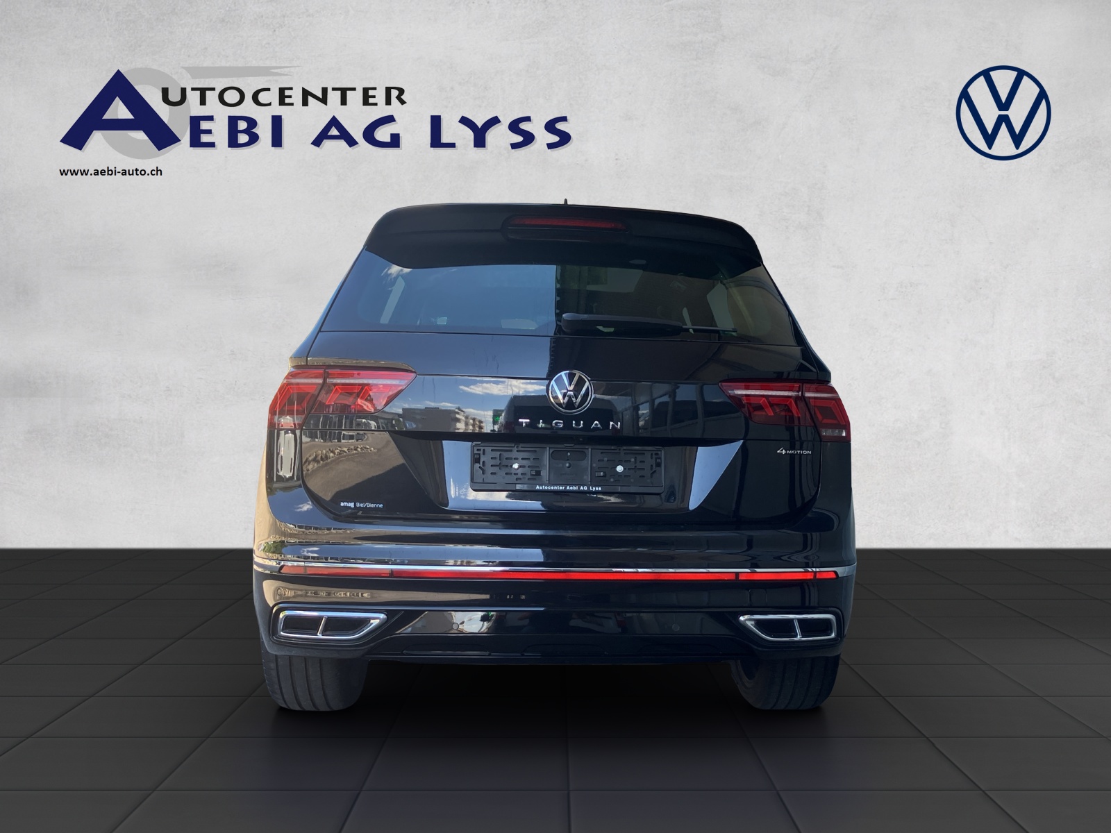 VW Tiguan 2.0TSI R-Line 4Motion DSG-image-2