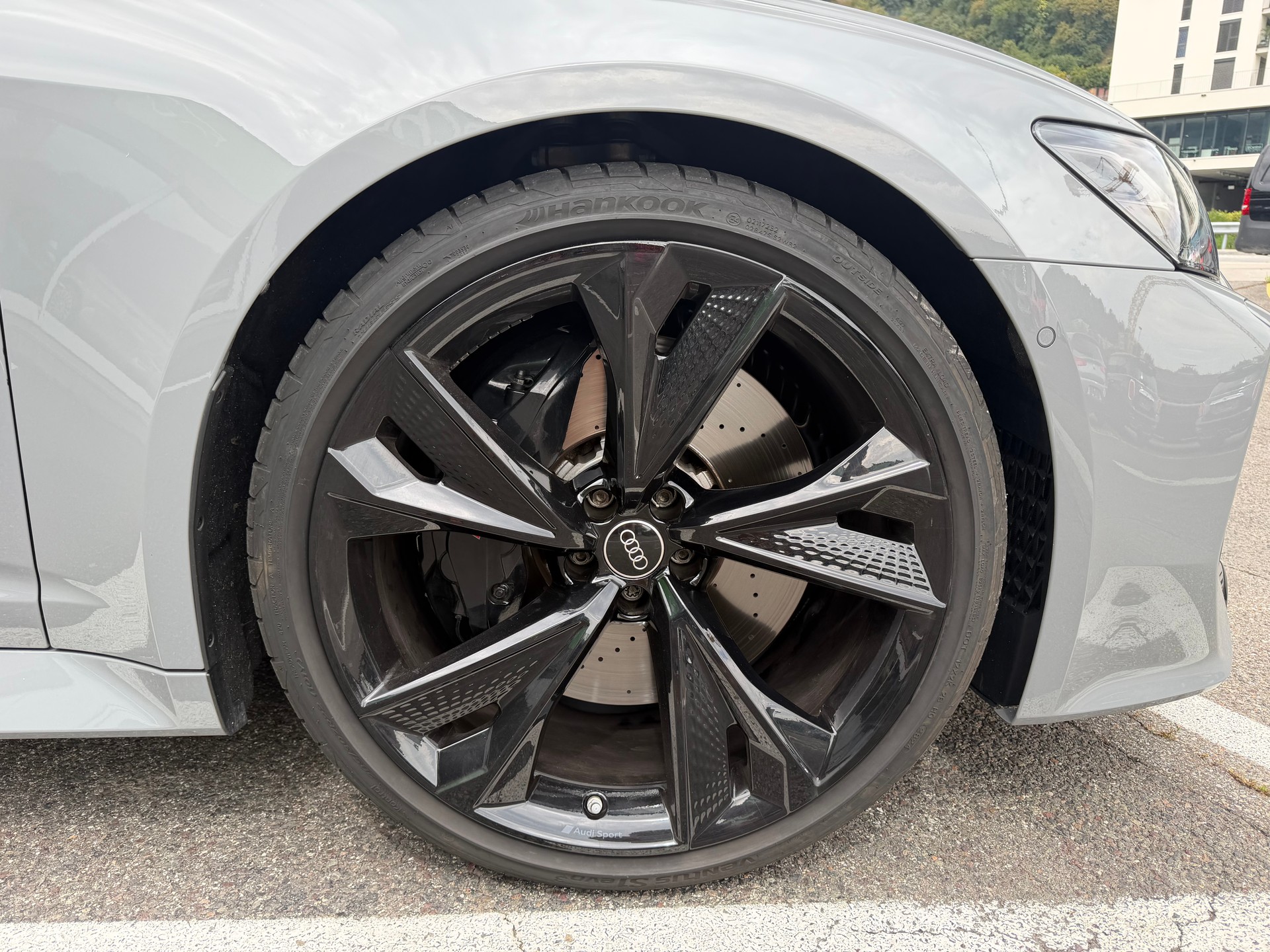 AUDI RS6 Avant 4.0 TFSI V8 quattro-image-7