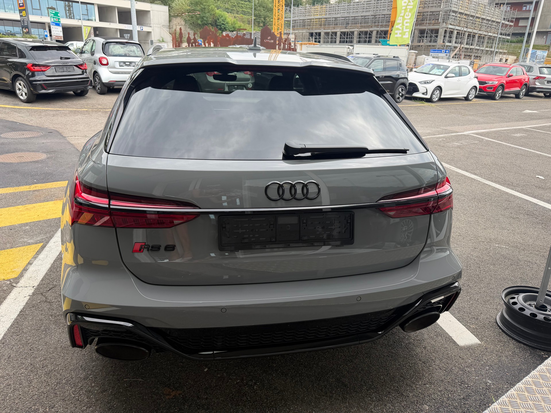 AUDI RS6 Avant 4.0 TFSI V8 quattro-image-6