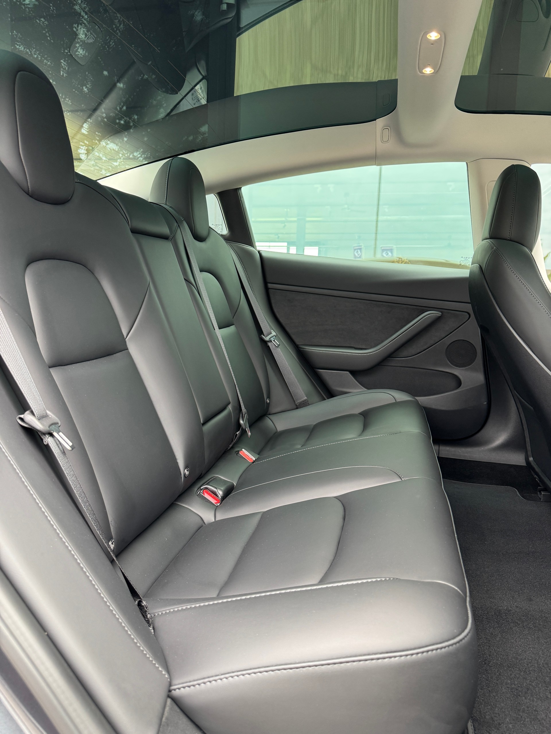 TESLA Model 3 Long Range Dual Motor AWD / AMD Ryzen-image-10