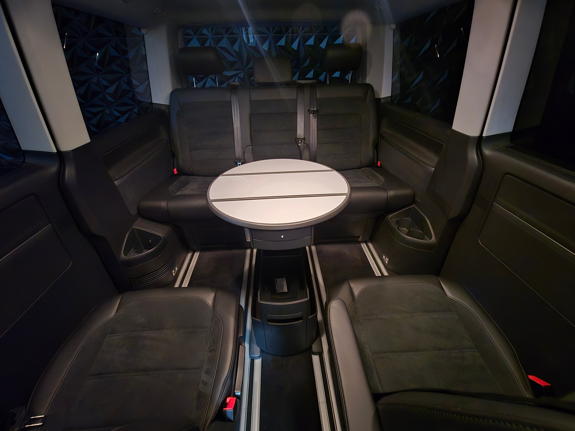 VW T6 Multivan 2.0 Bi-TDI Comfortline 4Motion DSG-image-23