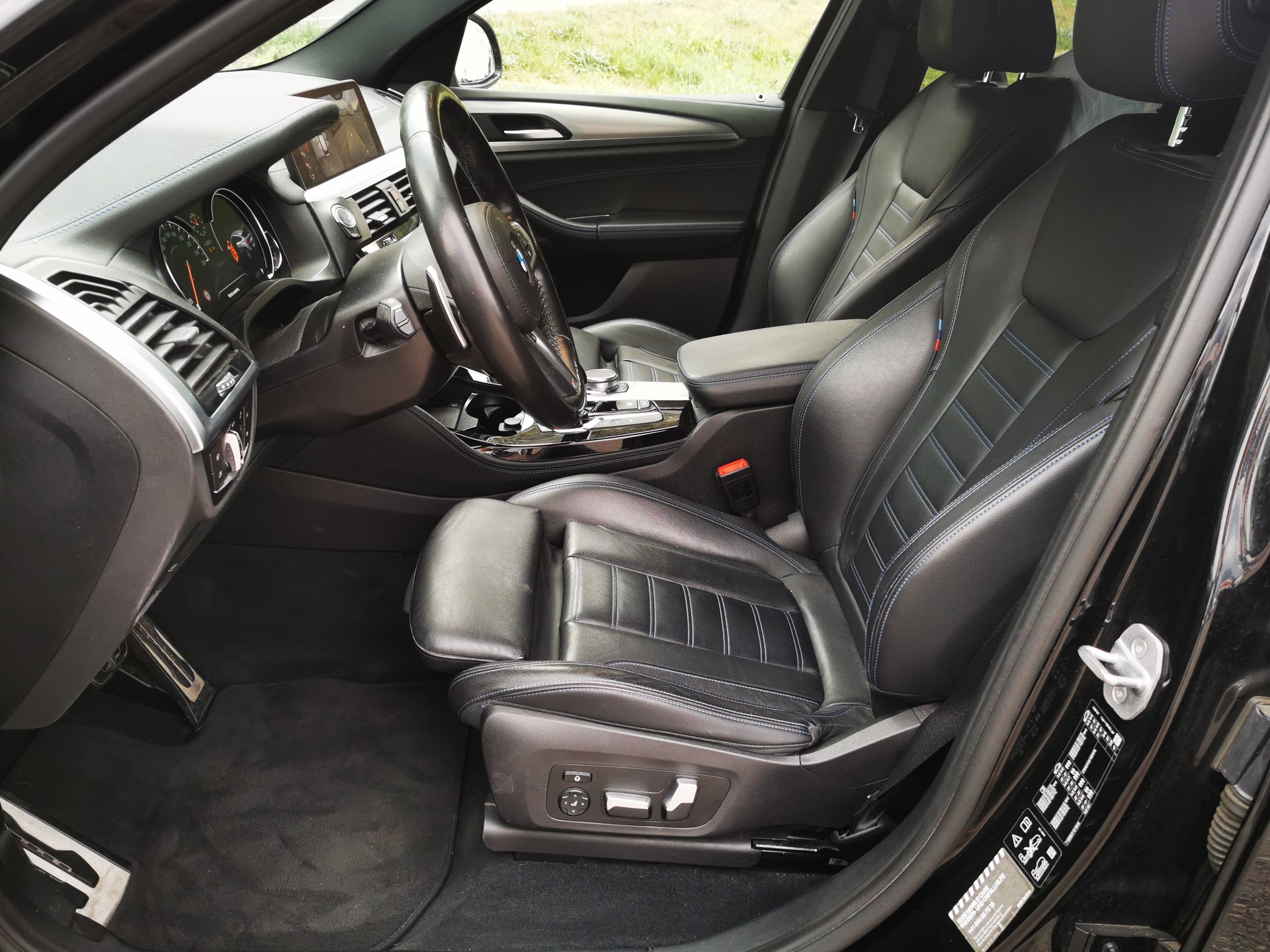 BMW X4 xDrive 30d M Sport Steptronic-image-11