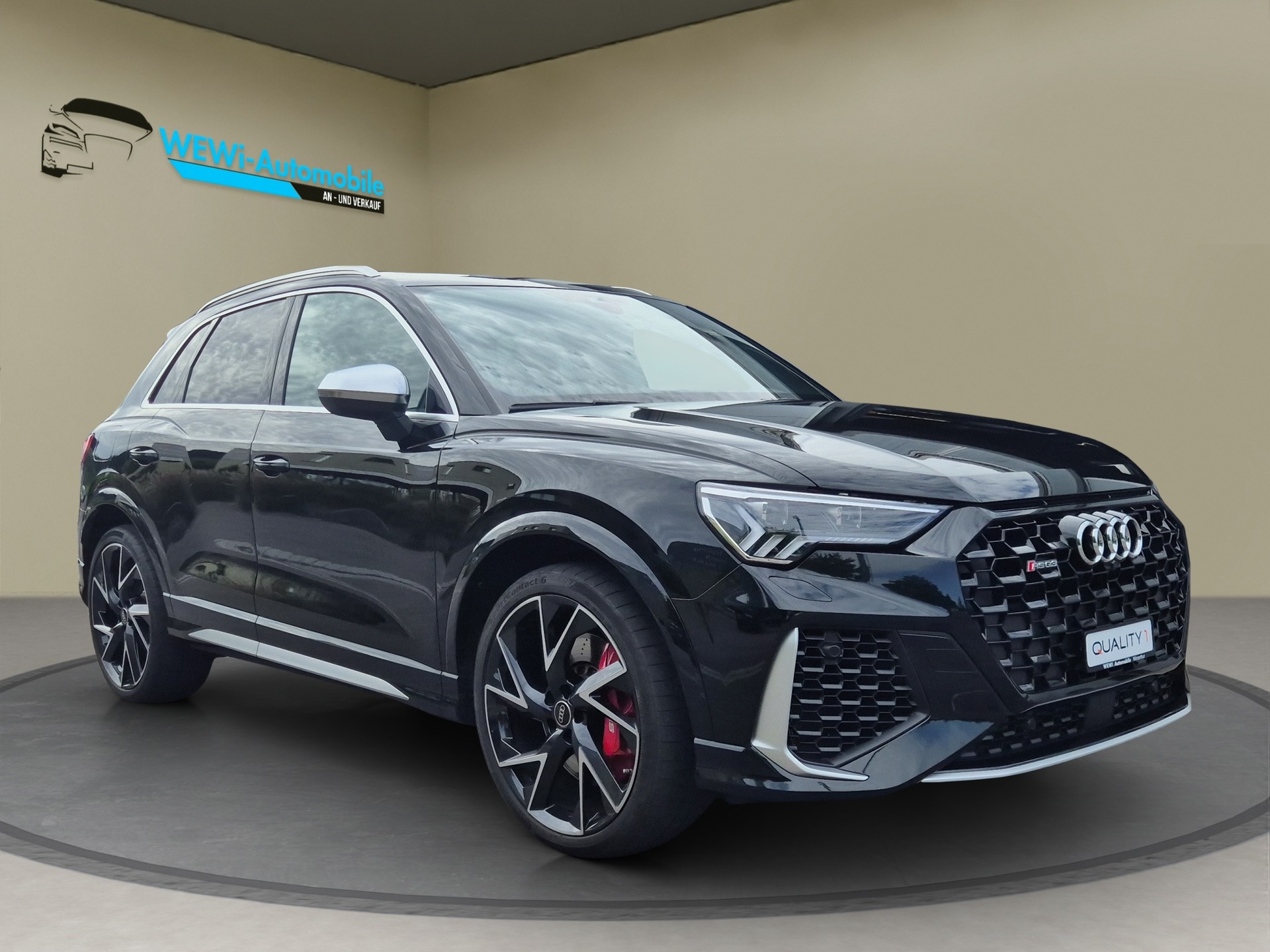 AUDI RS Q3 2.5 TFSI quattro S tronic-image-6