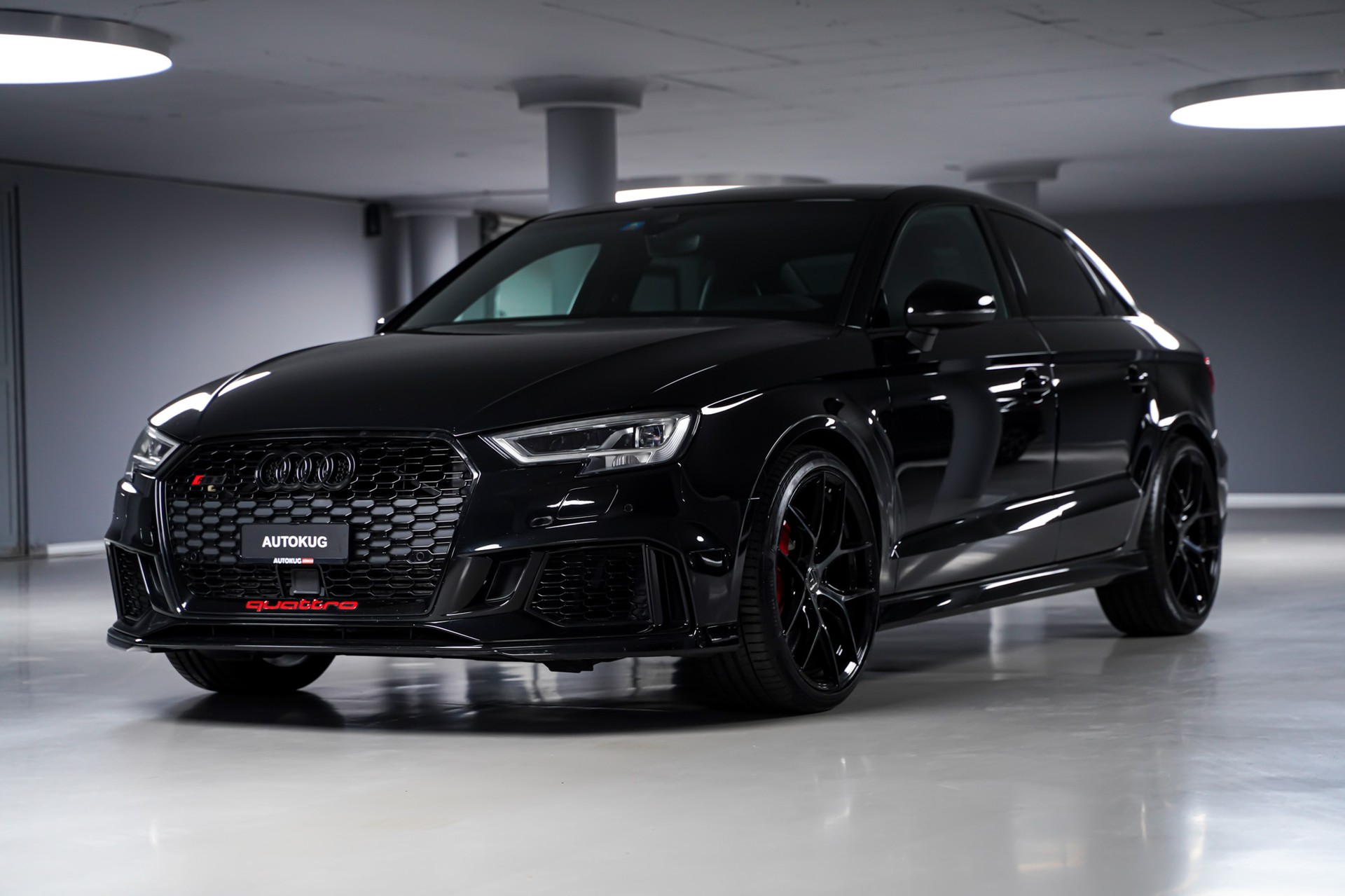 AUDI RS3 Limousine 2.5 TSI quattro S-tronic-image-0