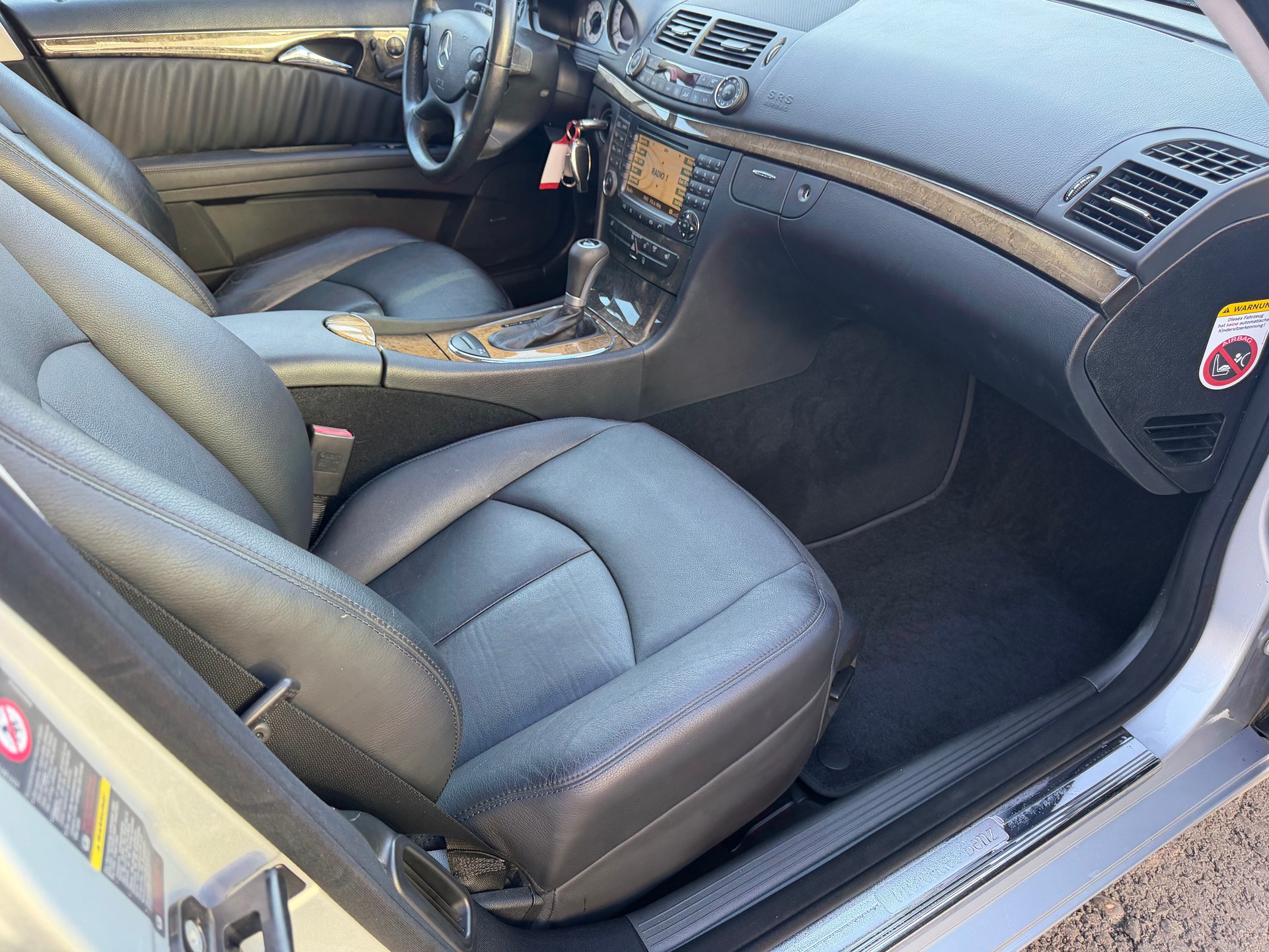 MERCEDES-BENZ E 280 CDI Avantgarde 4Matic Automatic-image-15
