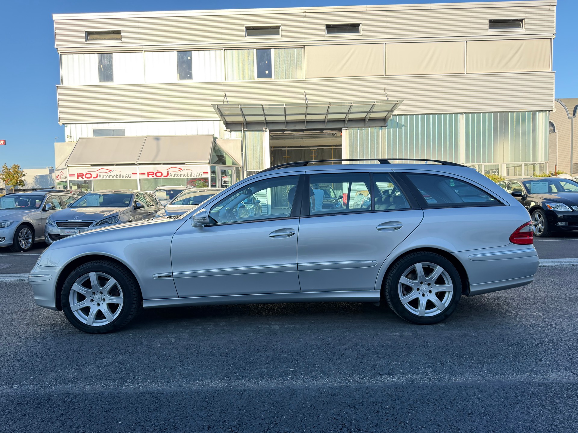 MERCEDES-BENZ E 280 CDI Avantgarde 4Matic Automatic-image-0