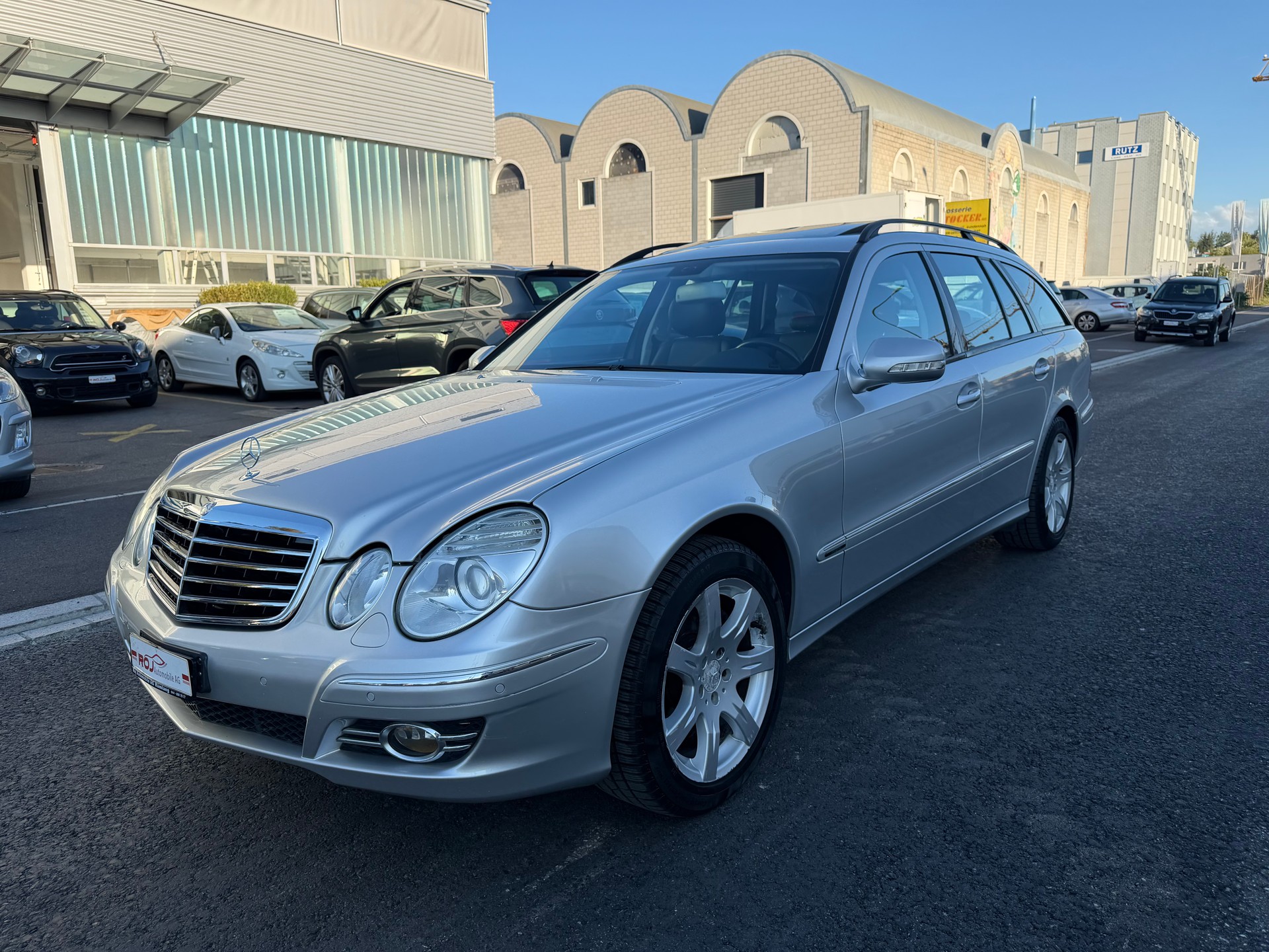 MERCEDES-BENZ E 280 CDI Avantgarde 4Matic Automatic-image-1