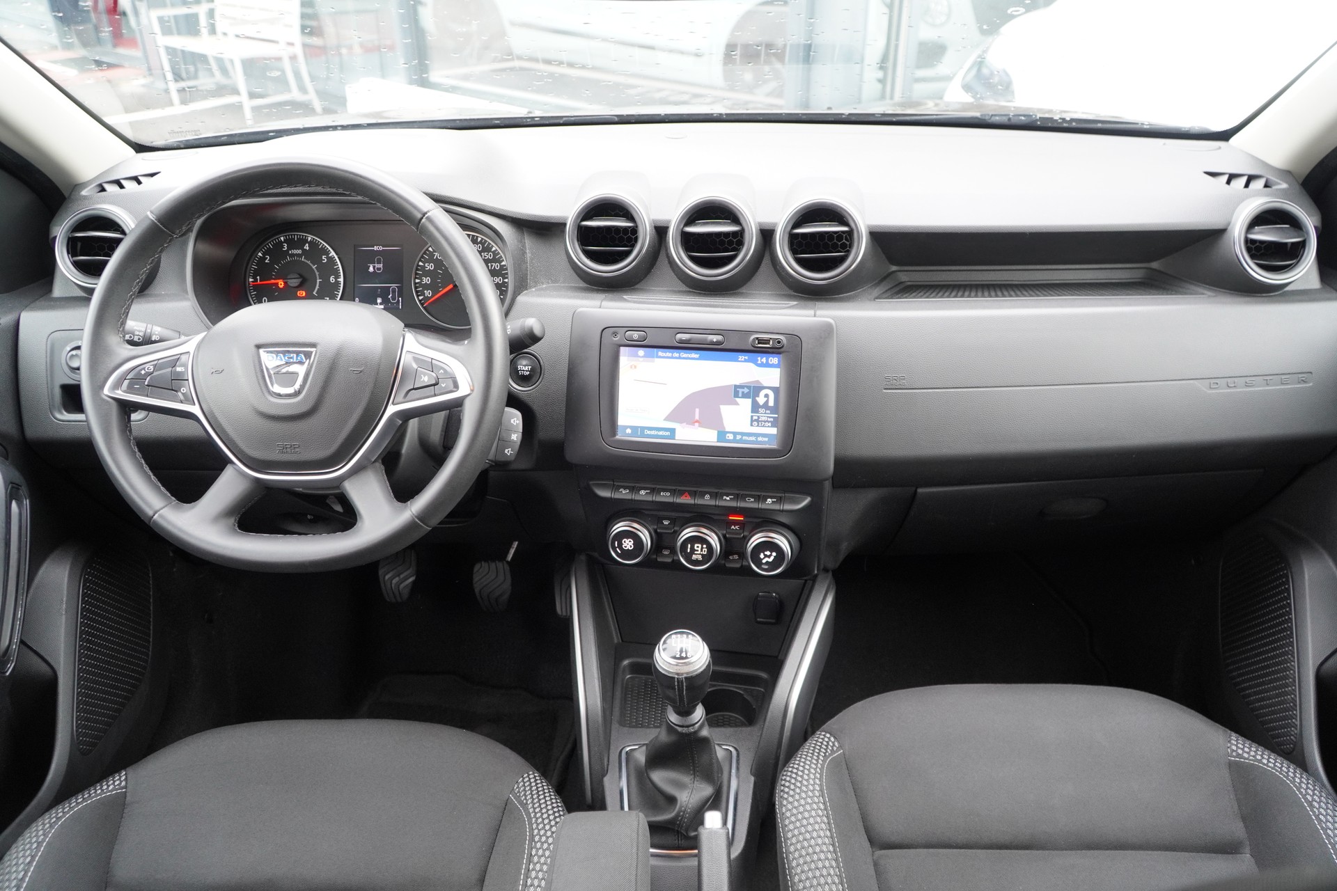 DACIA Duster TCe 125 Prestige 4x4-image-26