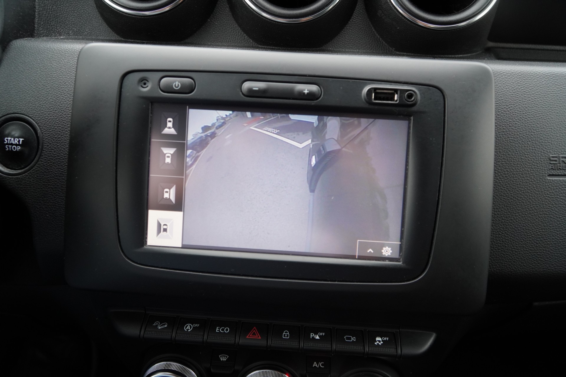 DACIA Duster TCe 125 Prestige 4x4-image-15