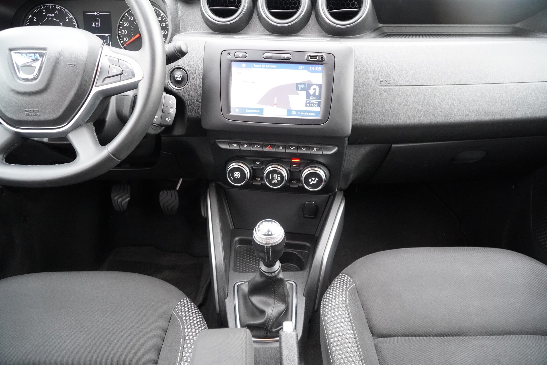 DACIA Duster TCe 125 Prestige 4x4-image-28