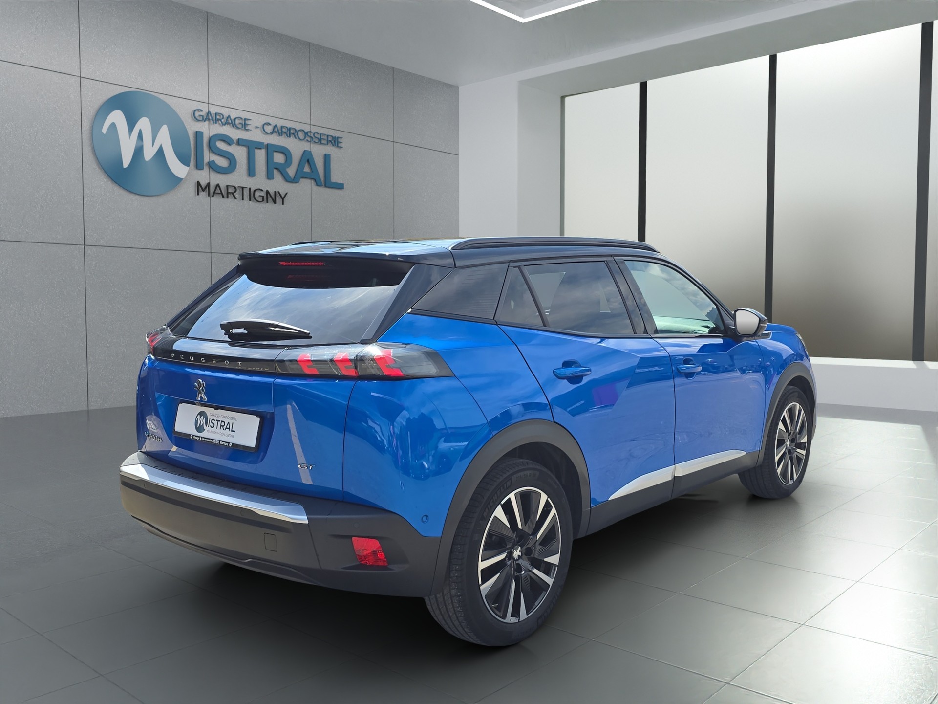 PEUGEOT 2008 e-GT-image-4