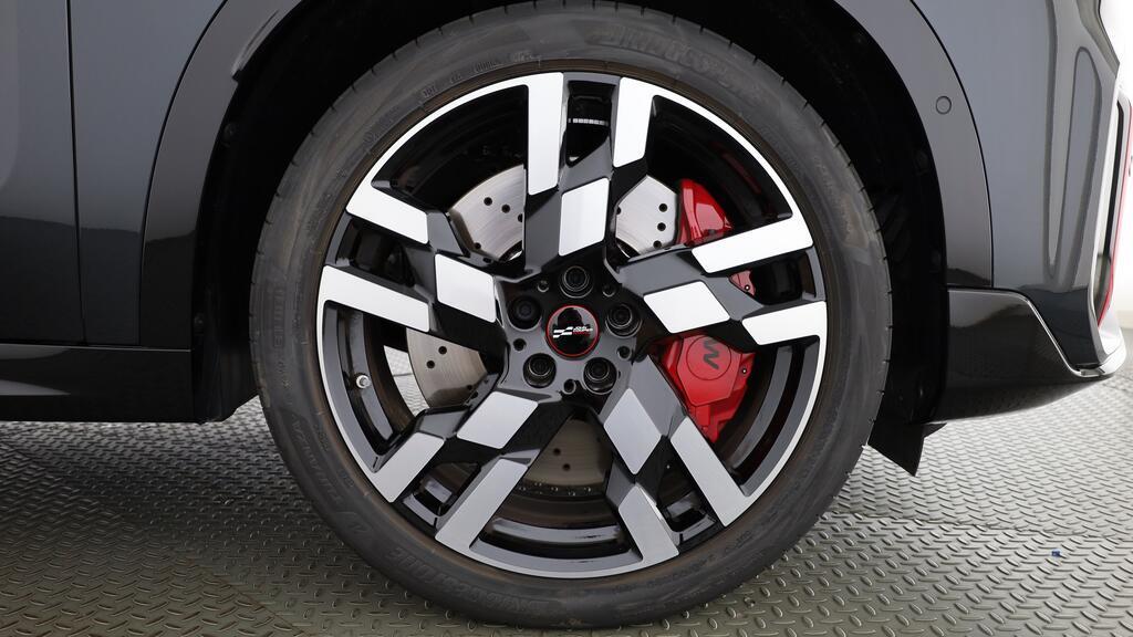 MINI John Cooper Works Countryman ALL4-image-8