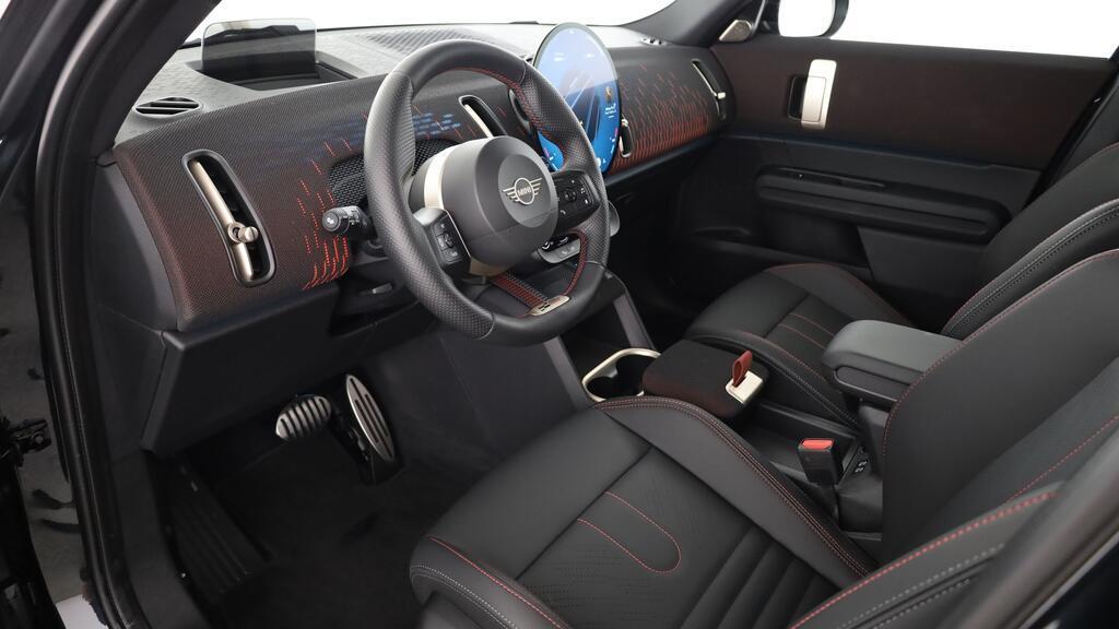 MINI John Cooper Works Countryman ALL4-image-17