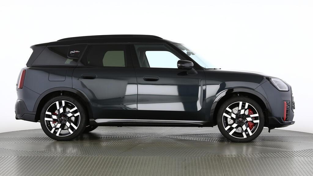 MINI John Cooper Works Countryman ALL4-image-1