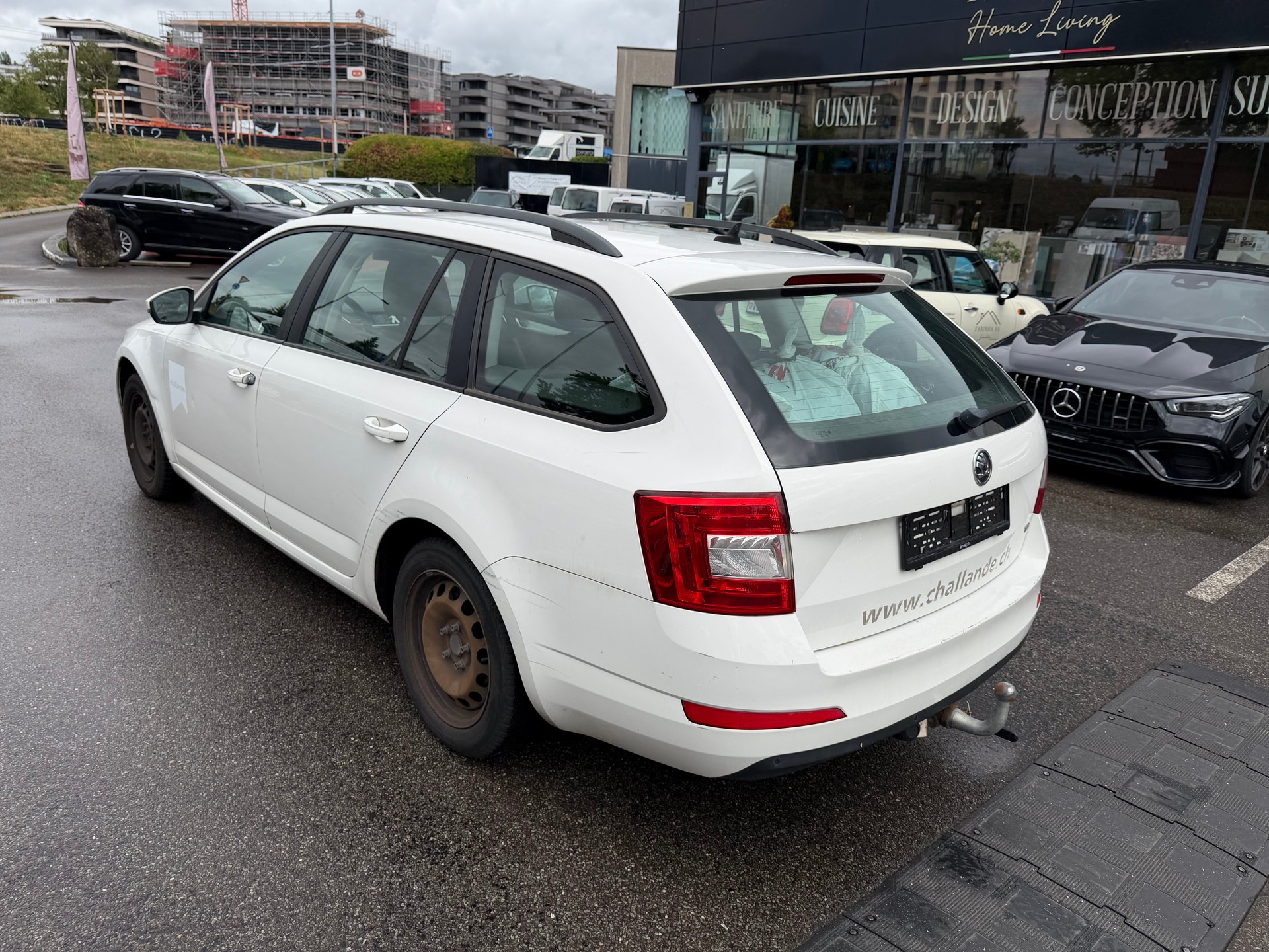 SKODA Octavia Combi 2.0 TDI Ambition DSG-image-3