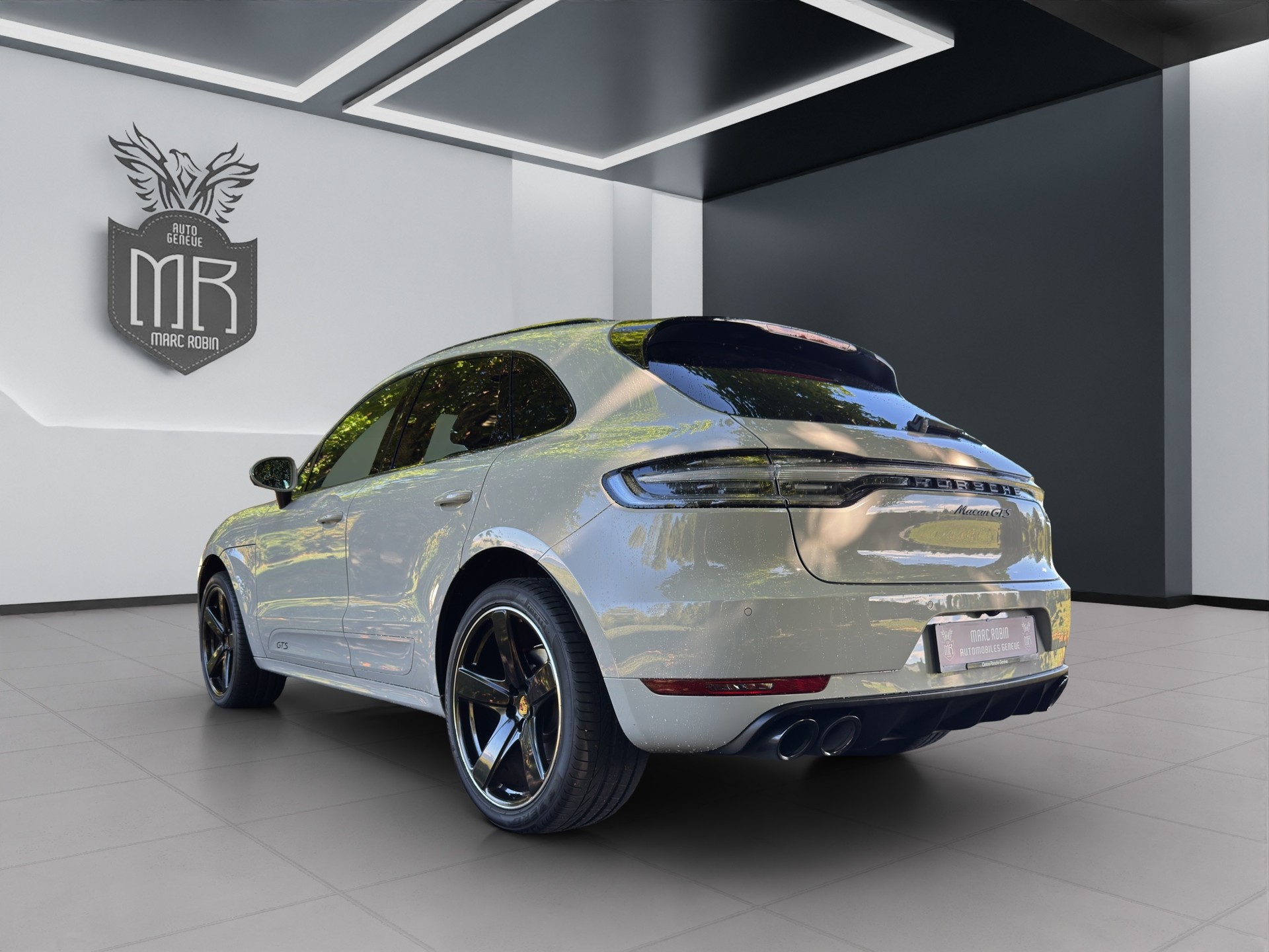 PORSCHE Macan GTS PDK-image-5