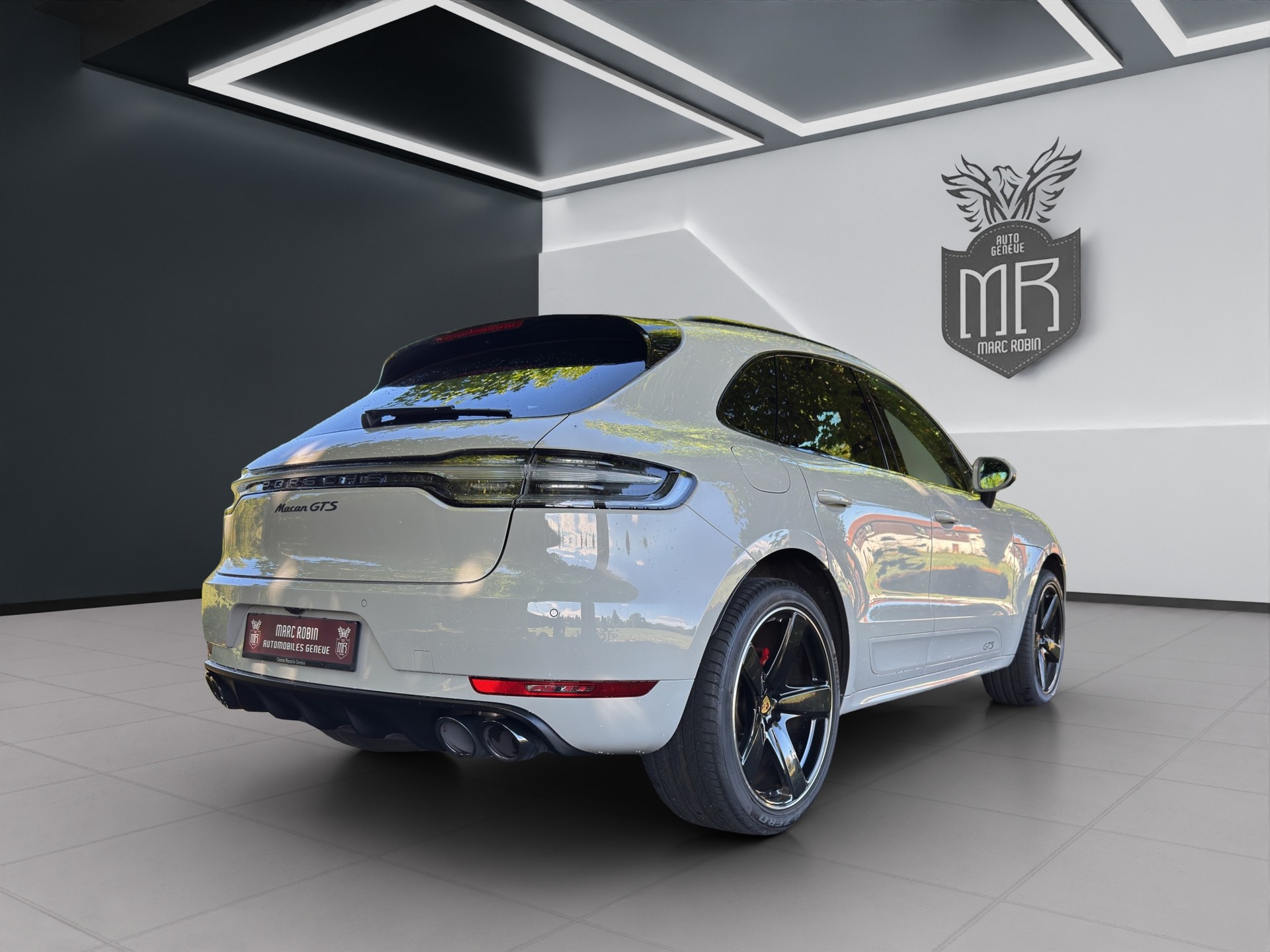 PORSCHE Macan GTS PDK-image-3