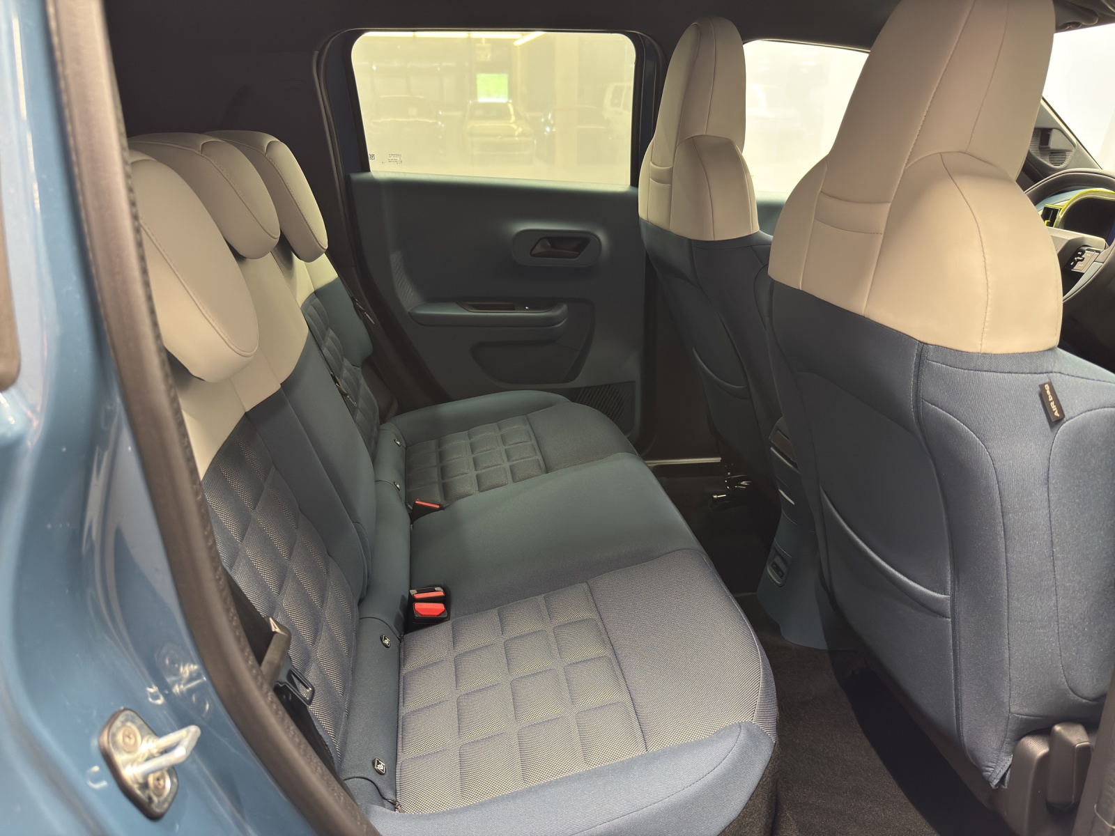 FIAT Grande Panda 1.2 Hybrid La Prima-image-9