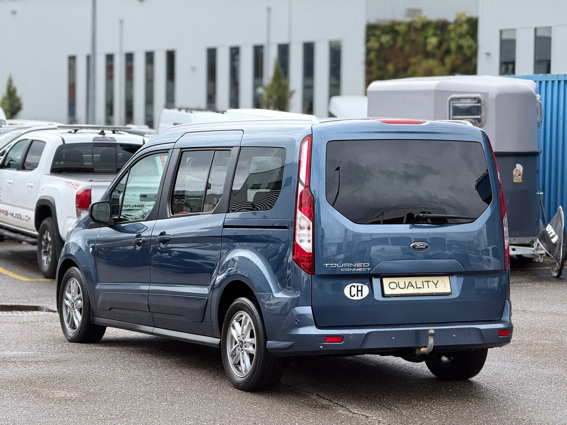 FORD Grand Tourneo Connect 1.5 EcoBlue Titanium-image-1