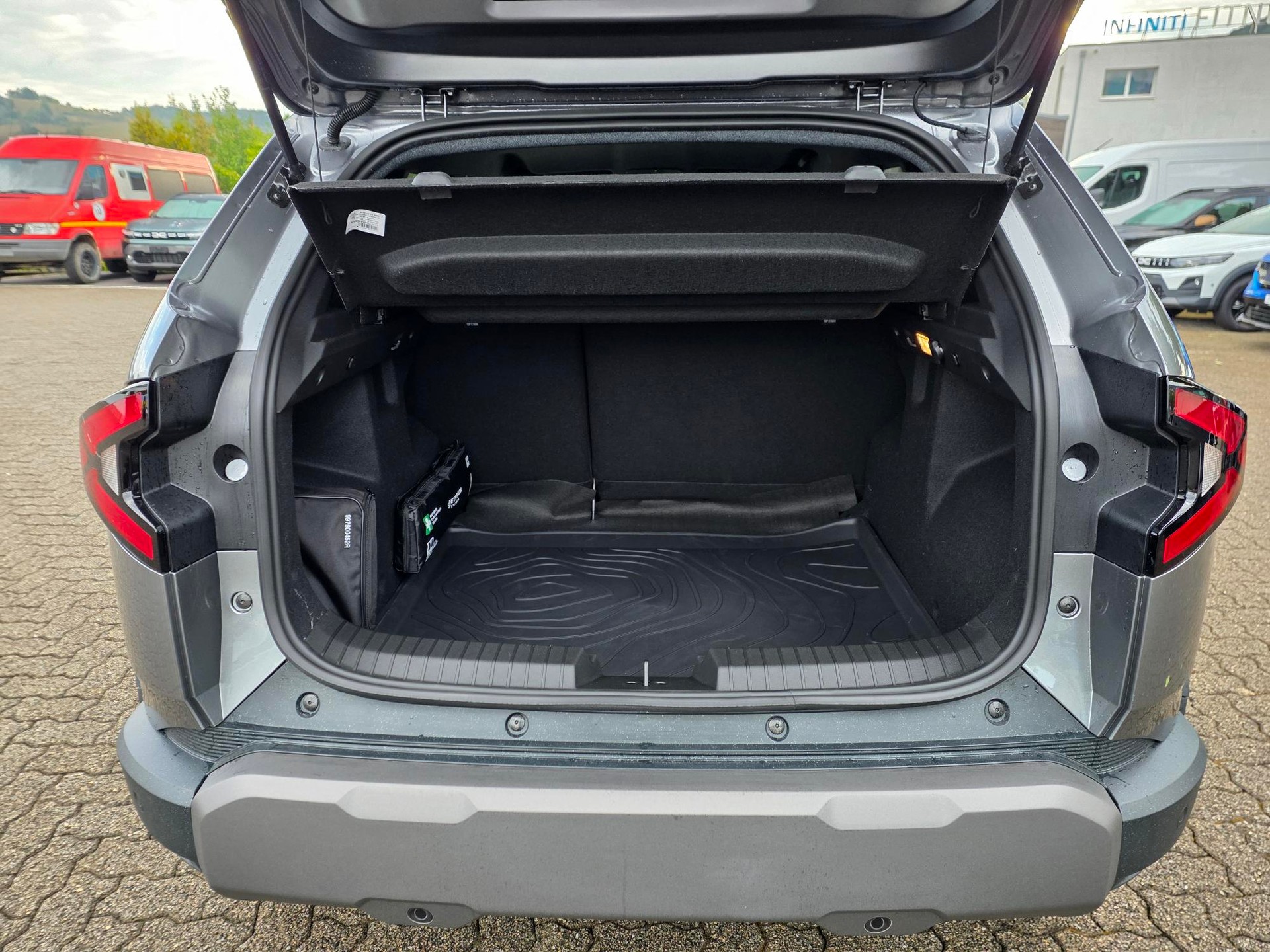 DACIA Duster 1.8 Hybrid Extreme-image-8